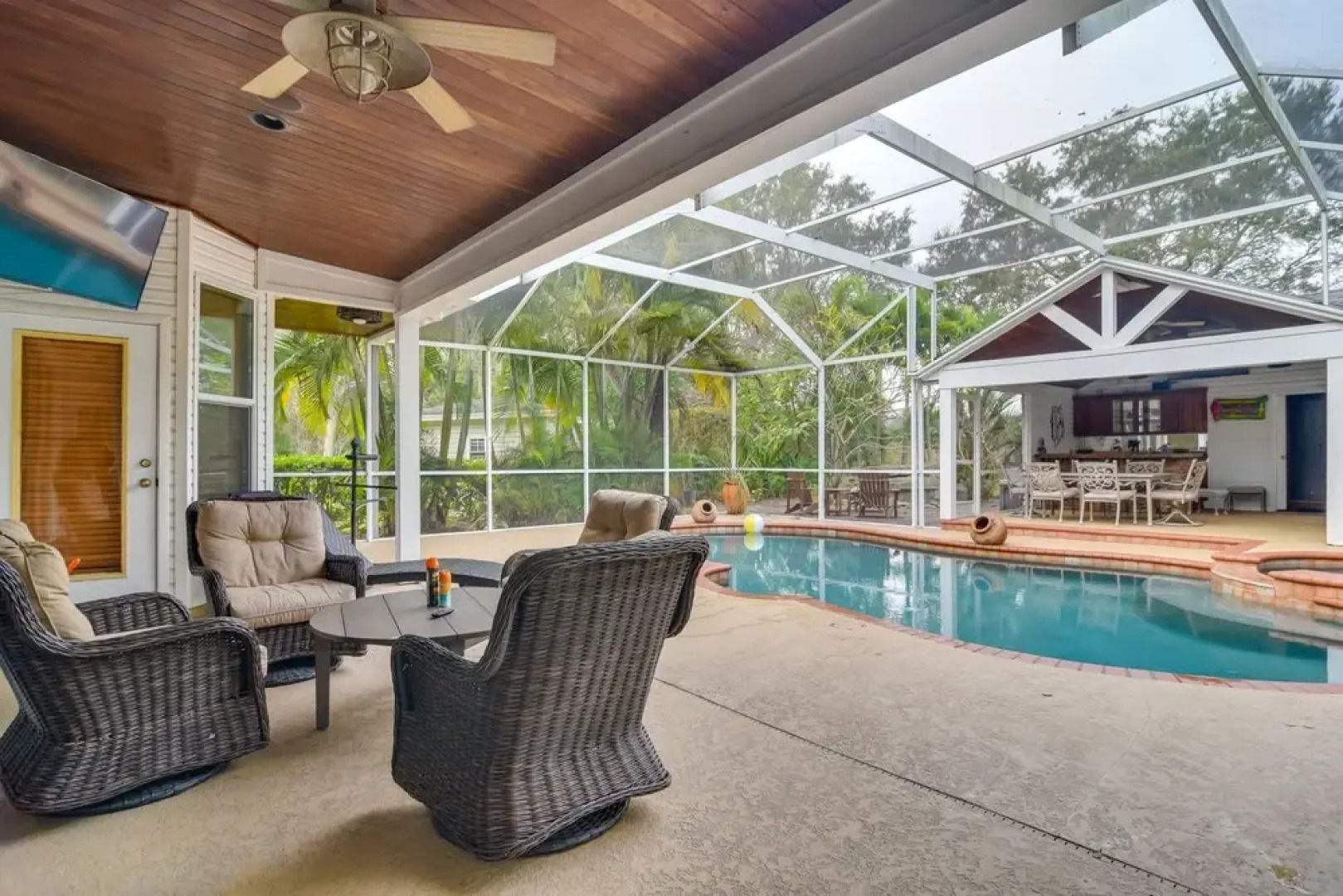 Palm Harbor Home w/ Private Pool, 4 Mi to Beach