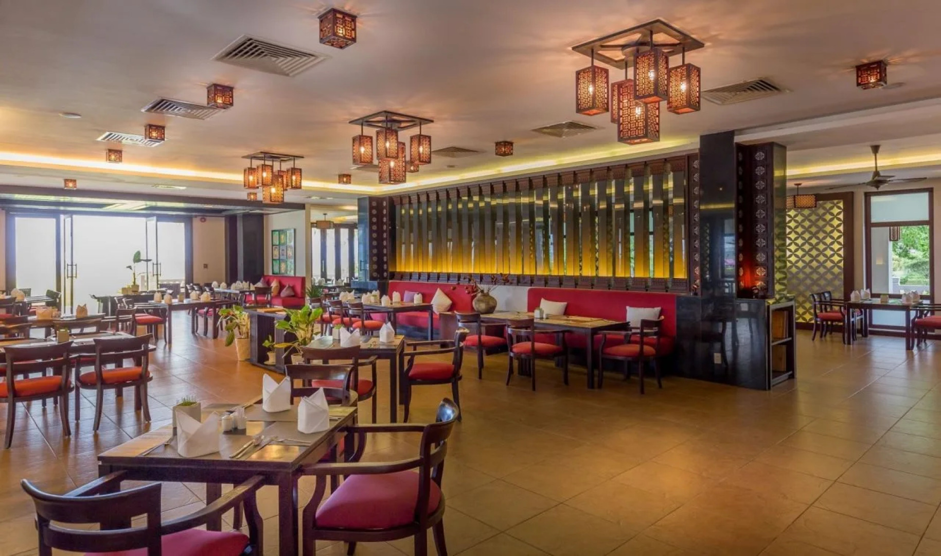 Lapochine Beach Resort (Formerly Ana Mandara Hue)