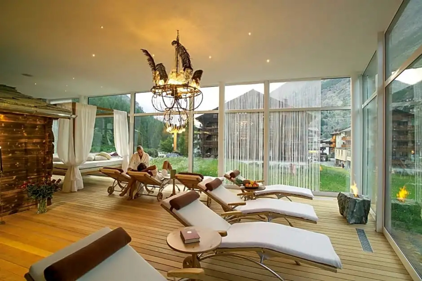 Loftsuite Hotel Saas