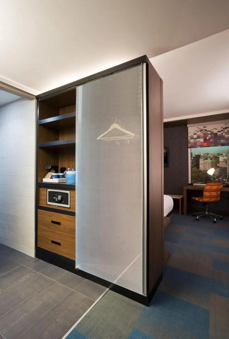 Aloft Beachwood