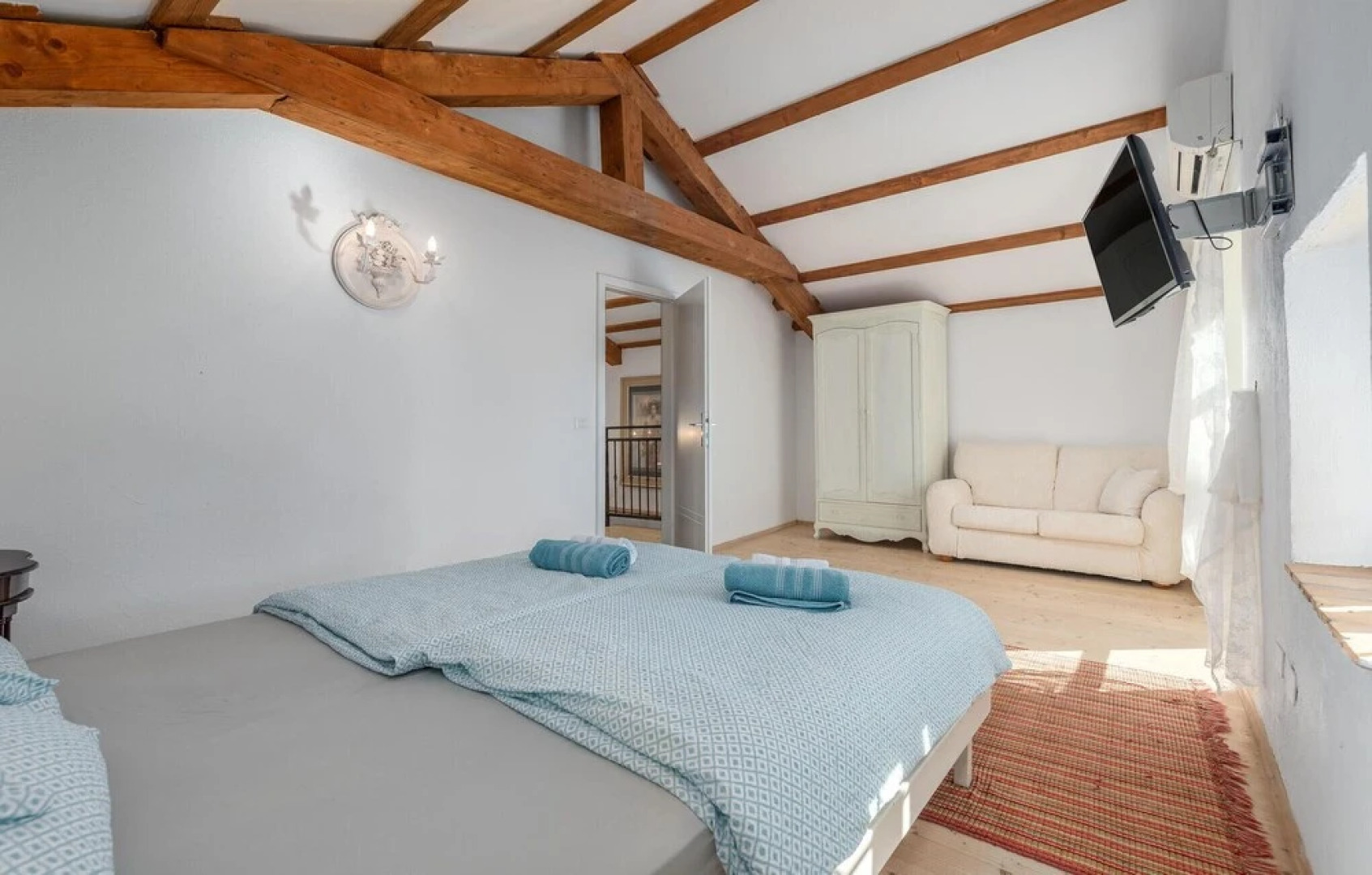 Nice Home in Vosteni With 2 Bedrooms and Outdoor Swimming Pool