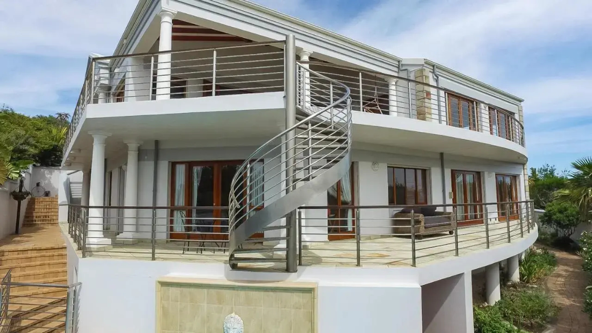 Pearl View Guest House