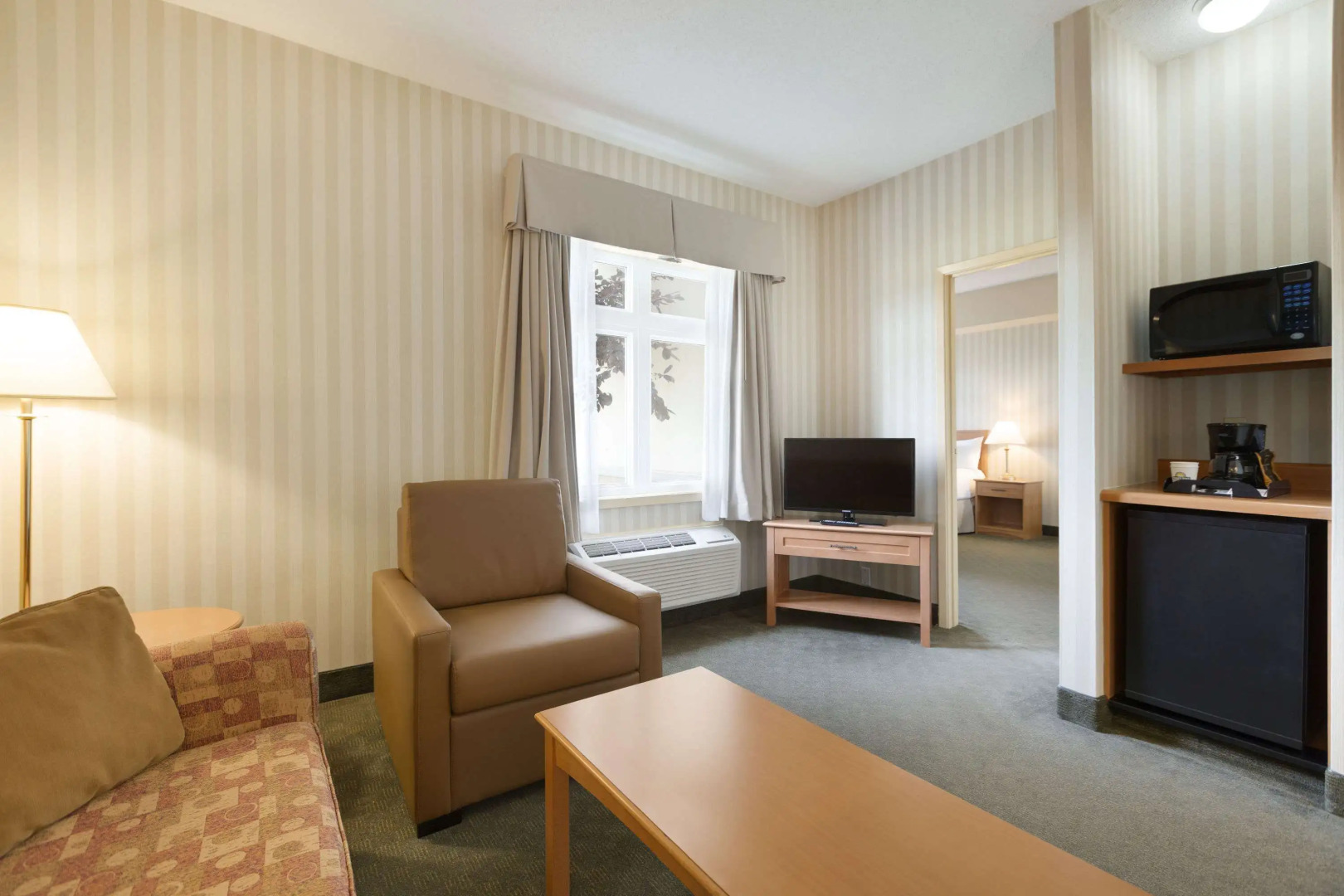 Days Inn by Wyndham Orillia