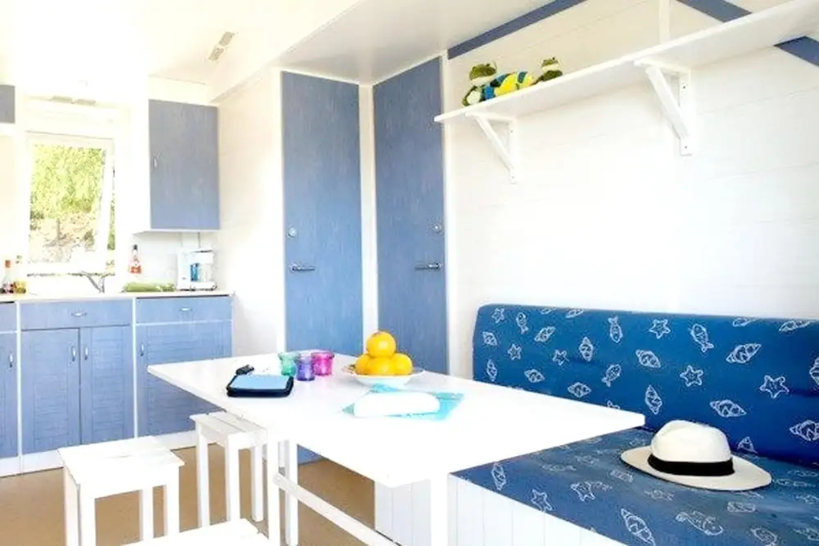 Property With 2 Bedrooms in Nages, With Wonderful Lake View, Pool Acce