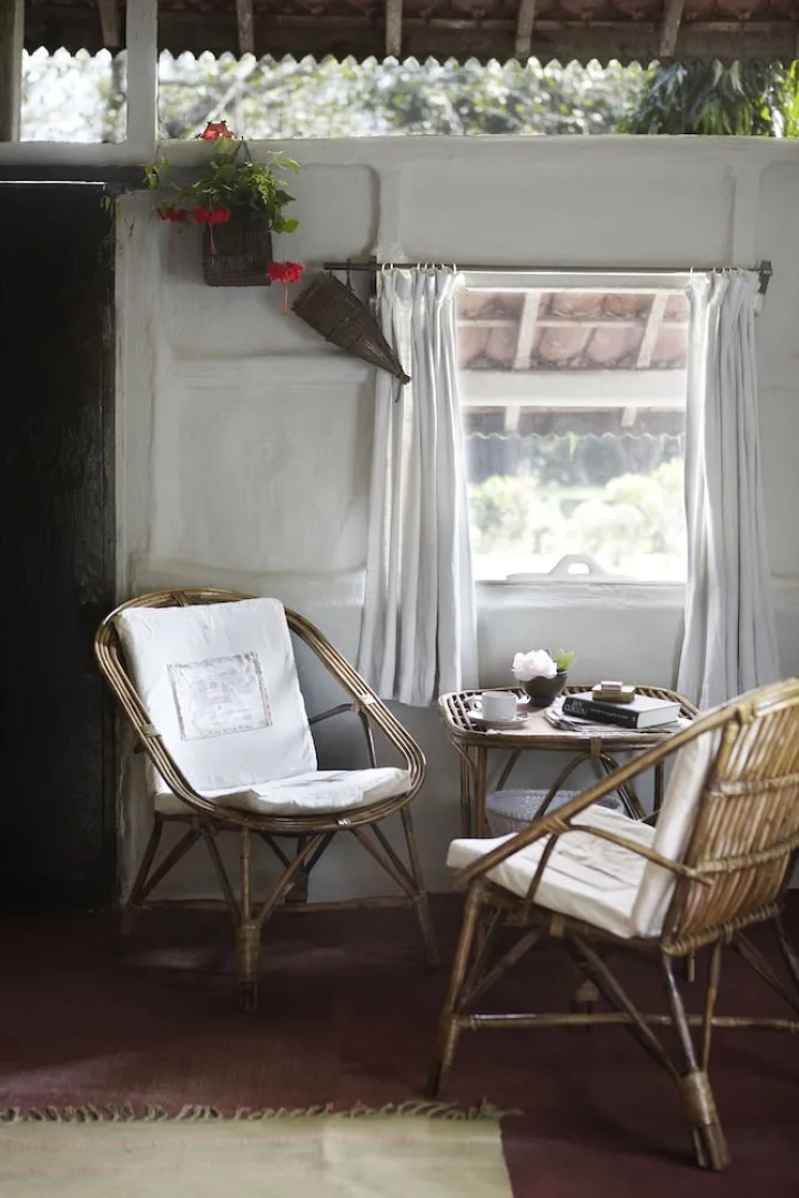 Tiger Tops Tharu Lodge