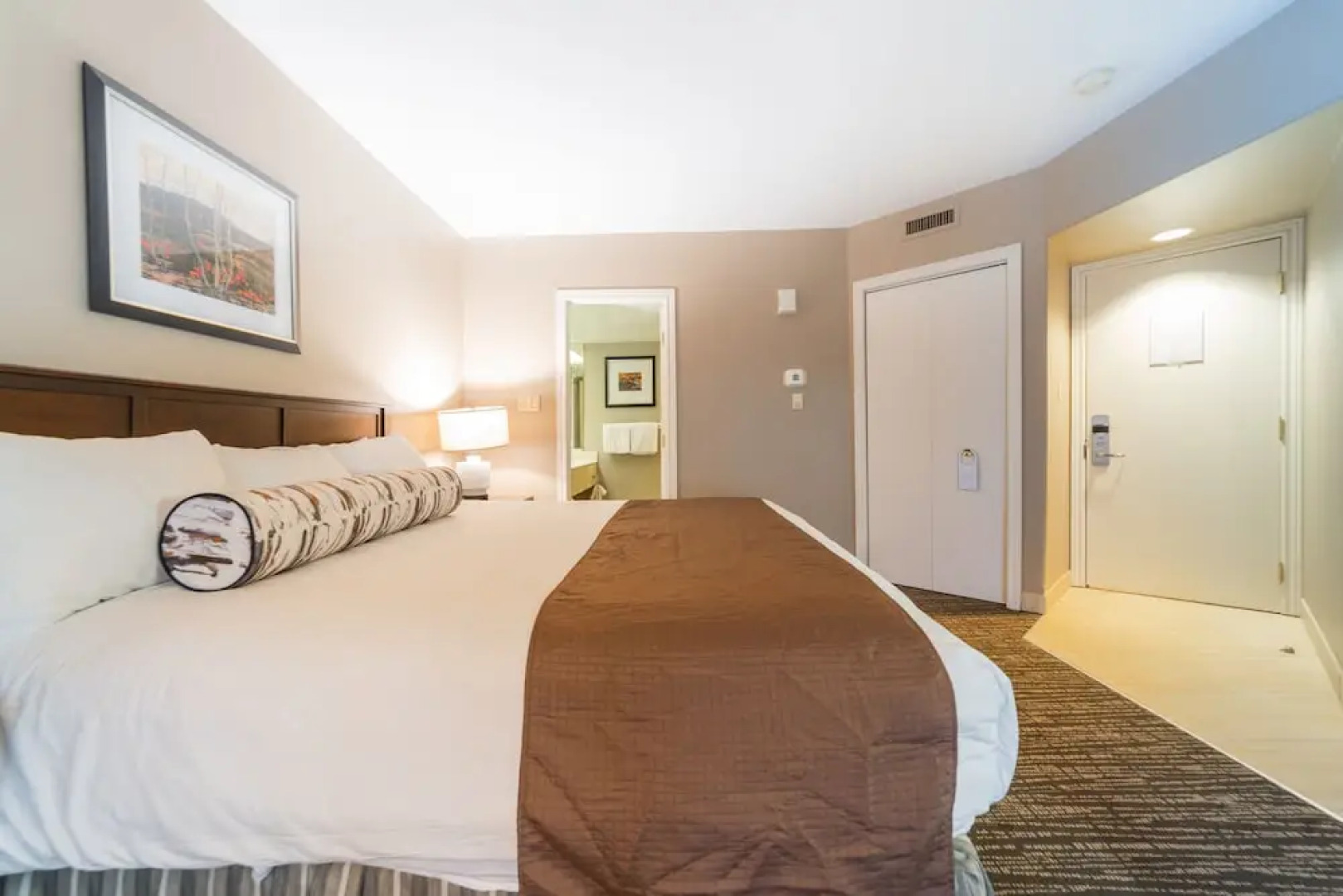 Horseshoe Valley Suites - The Azure