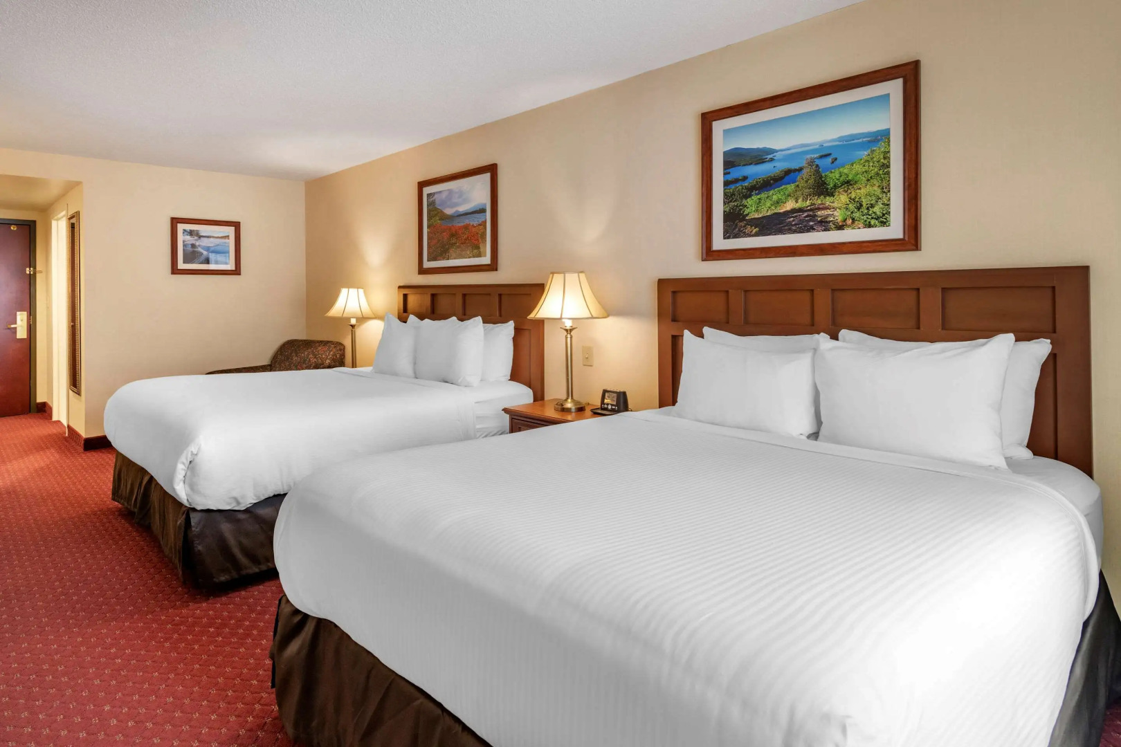 Comfort Inn & Suites Lake George