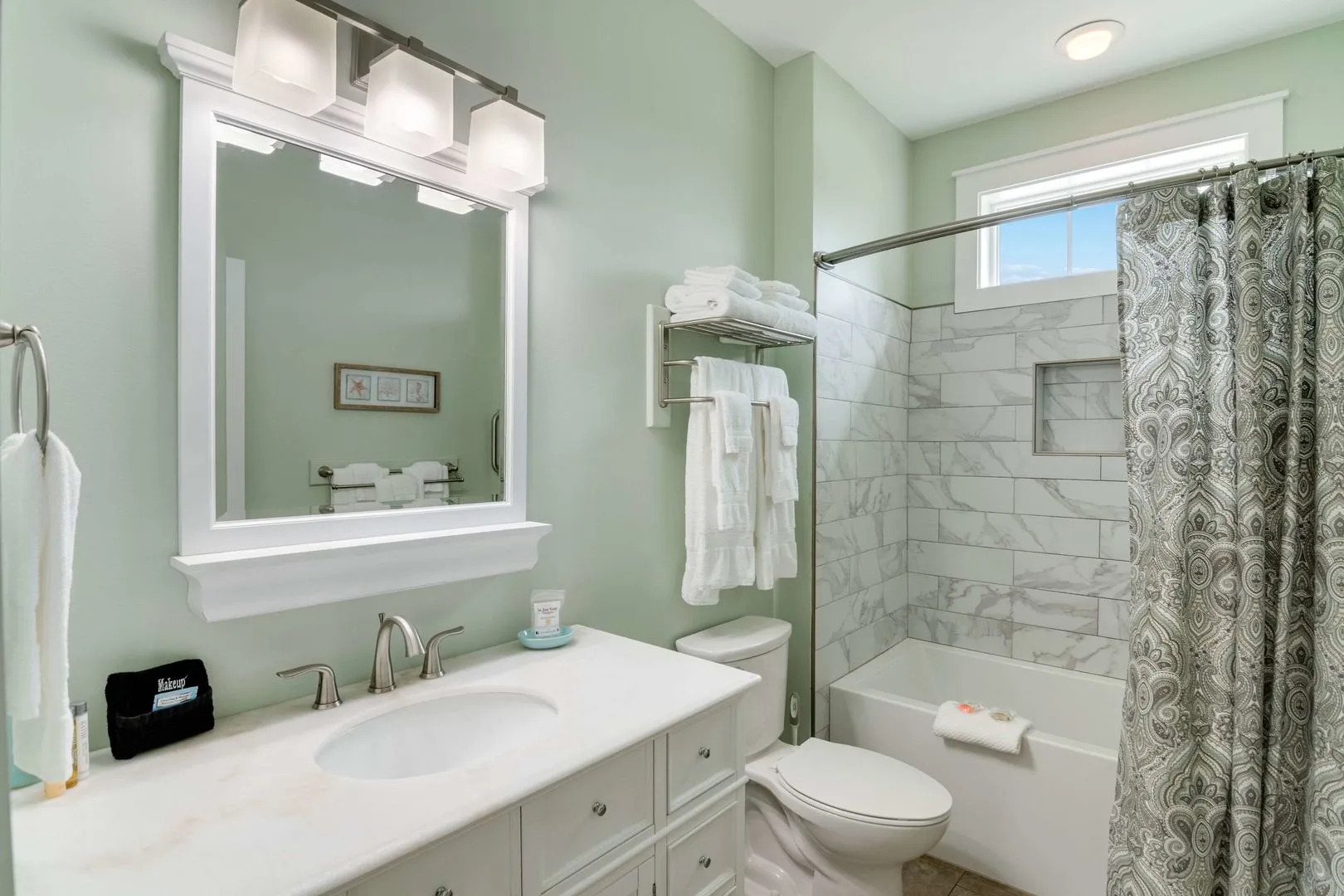 The Port Inn and Cottages, an Ascend Collection Hotel