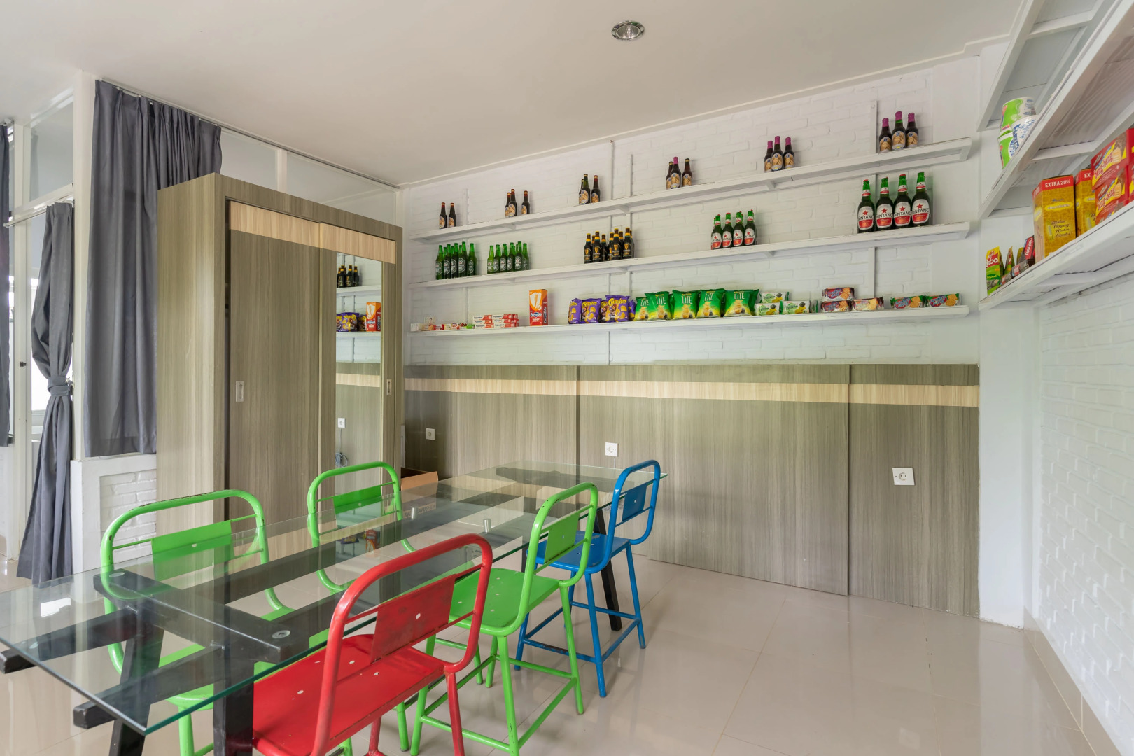 RedDoorz Plus @ Vantas Hotel Parbaba