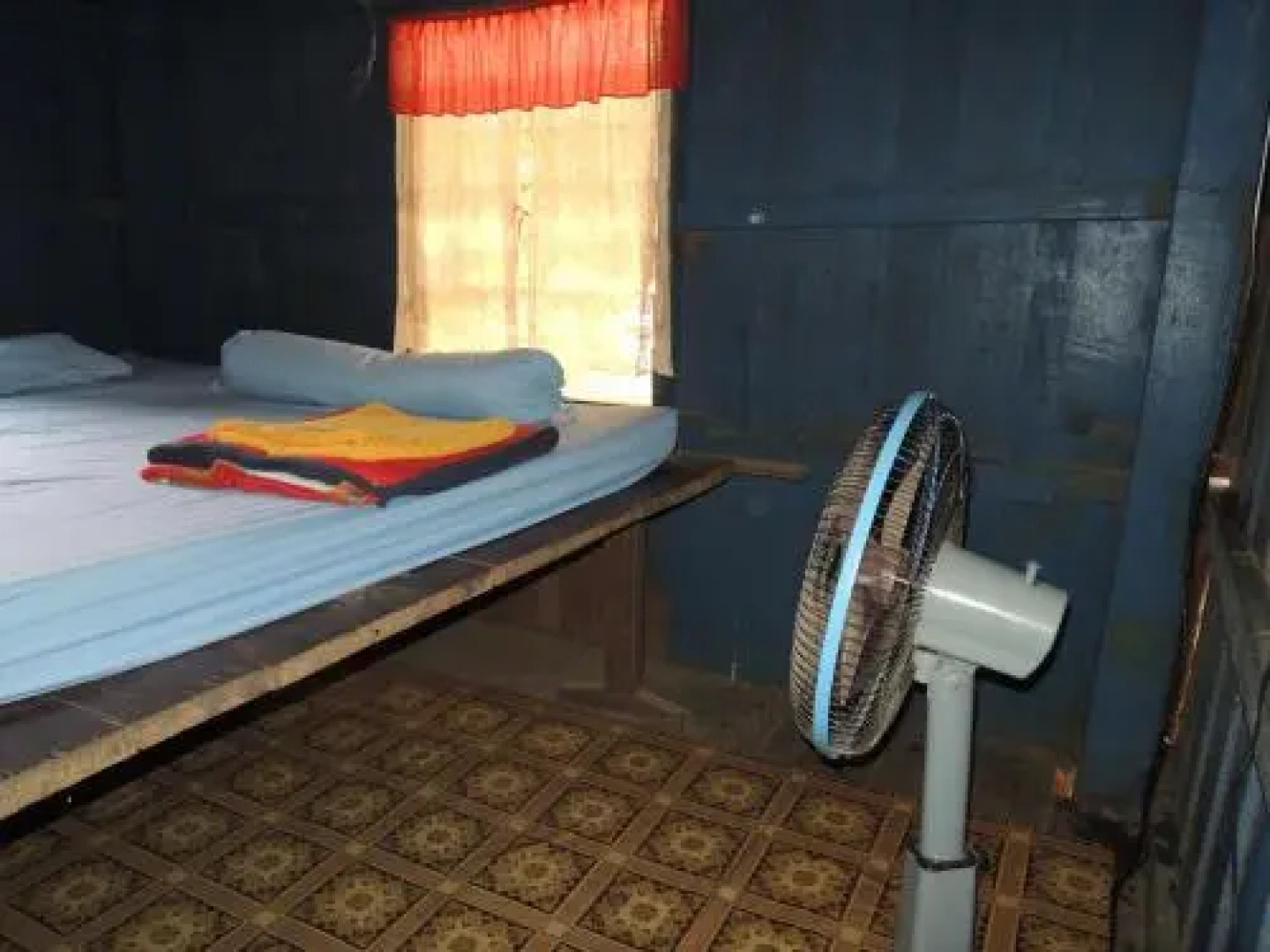 Golden Cat Guesthouse