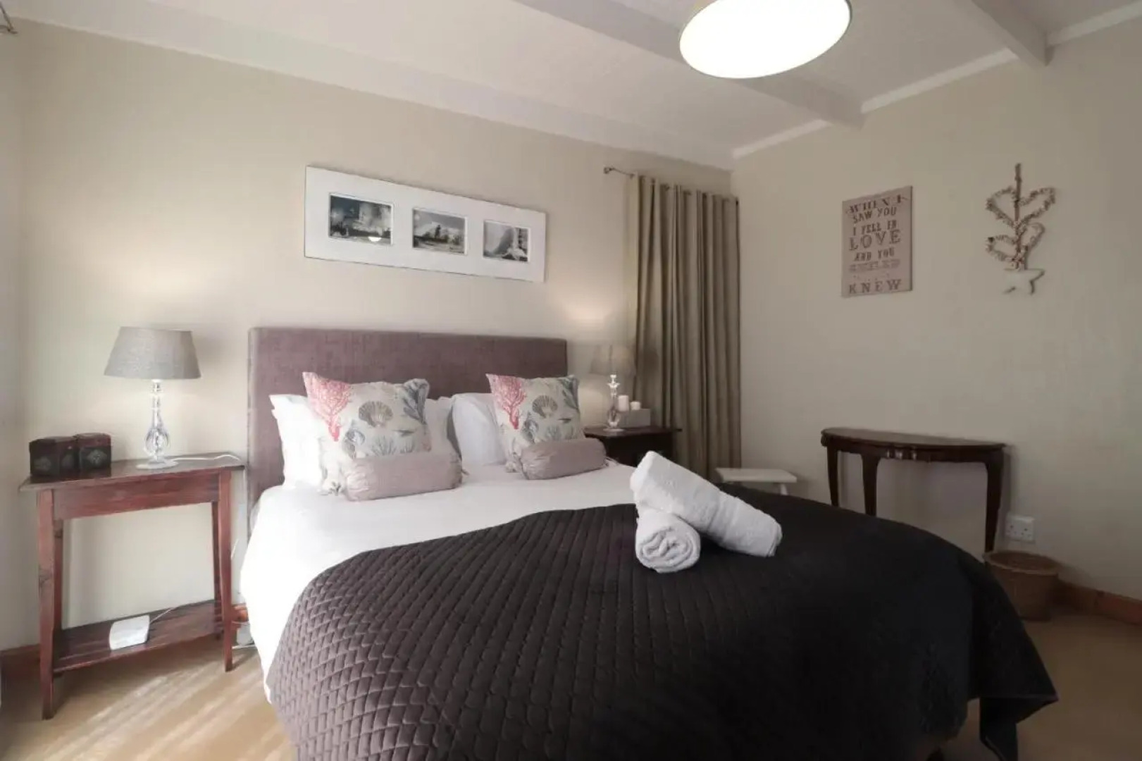 Sea Pearl Holiday Home