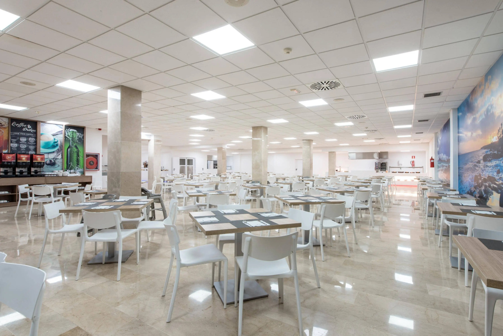 Отель THB Tropical Island Aparthotel