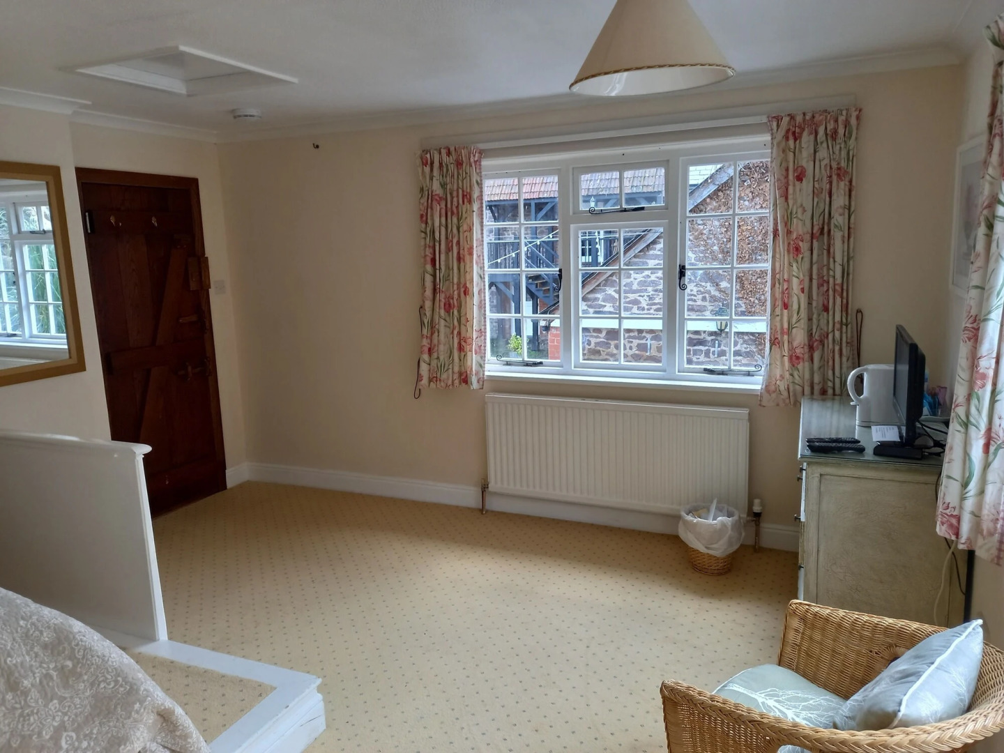 Bickleigh Castle Hotel