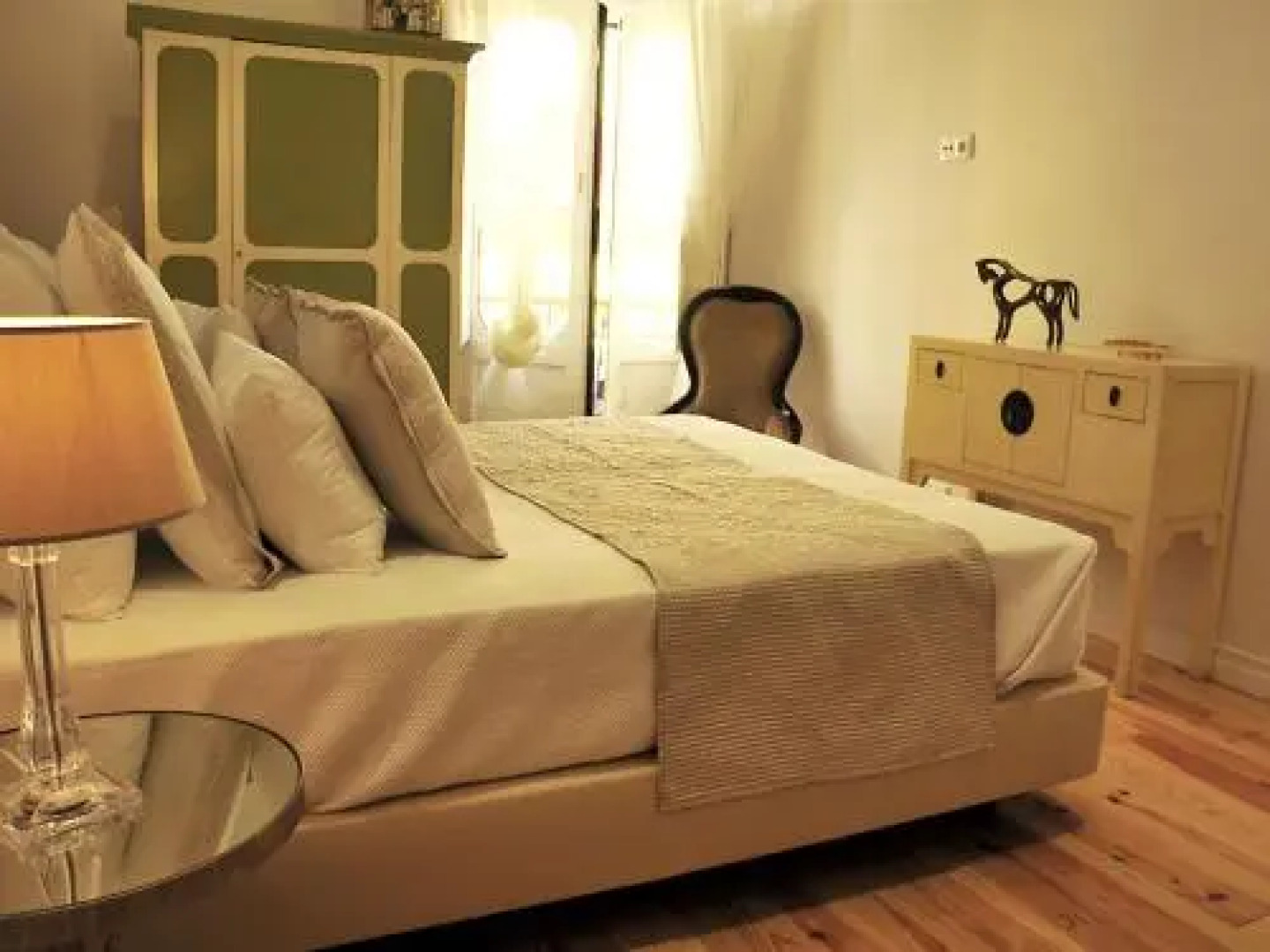 Sado Blue - City & River Flats by Be@home