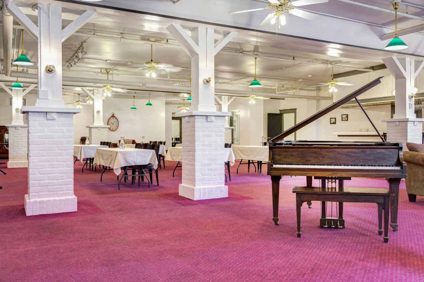 Hood River Hotel