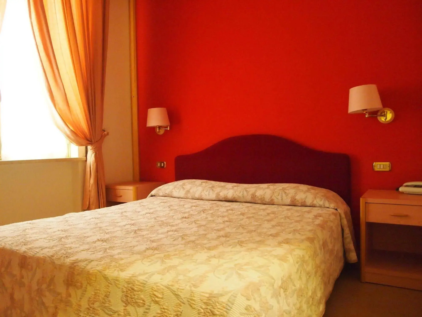 Piccolo Hotel