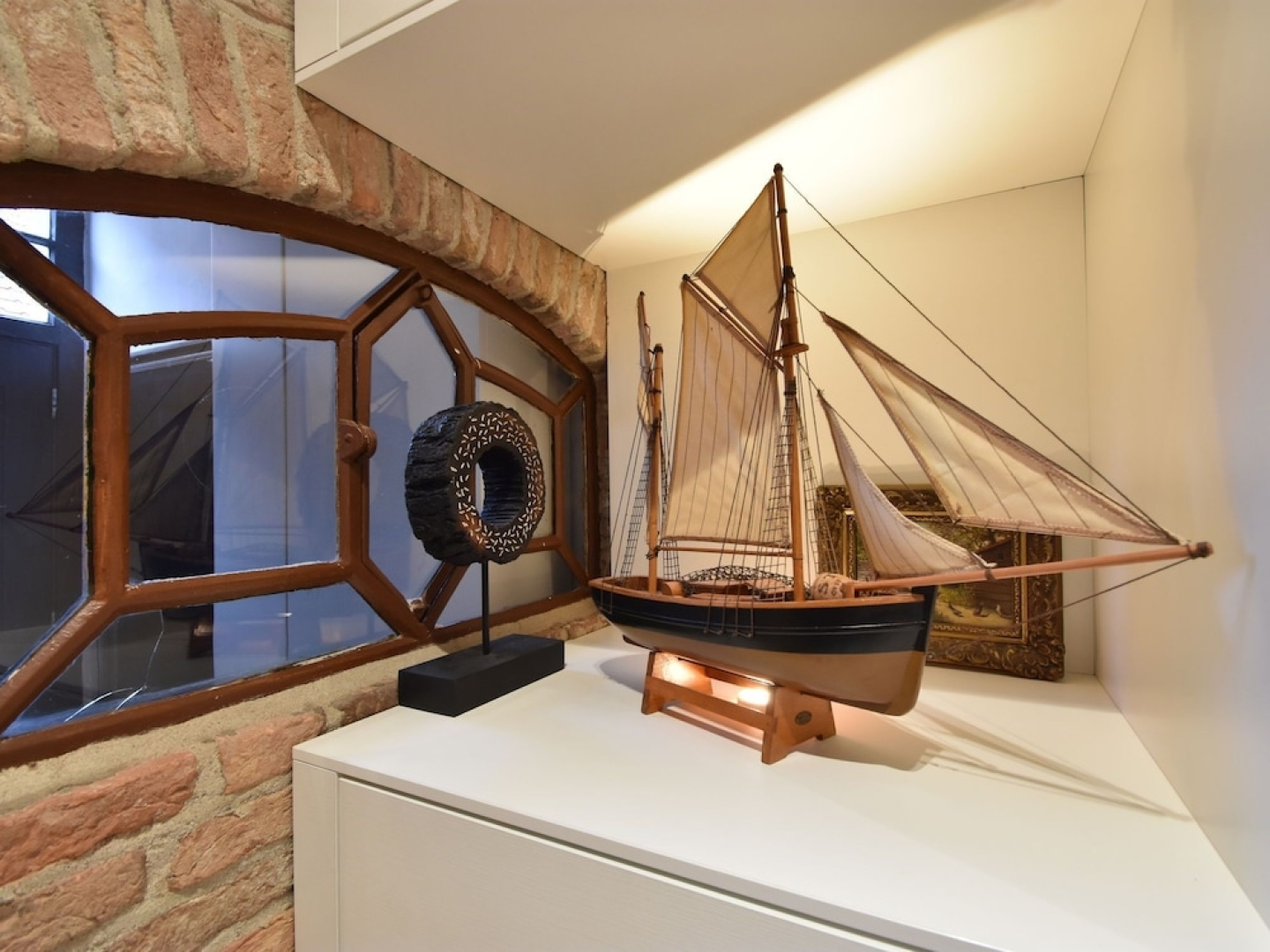 Charming Holiday Home in Brouwershaven With Garden and BBQ