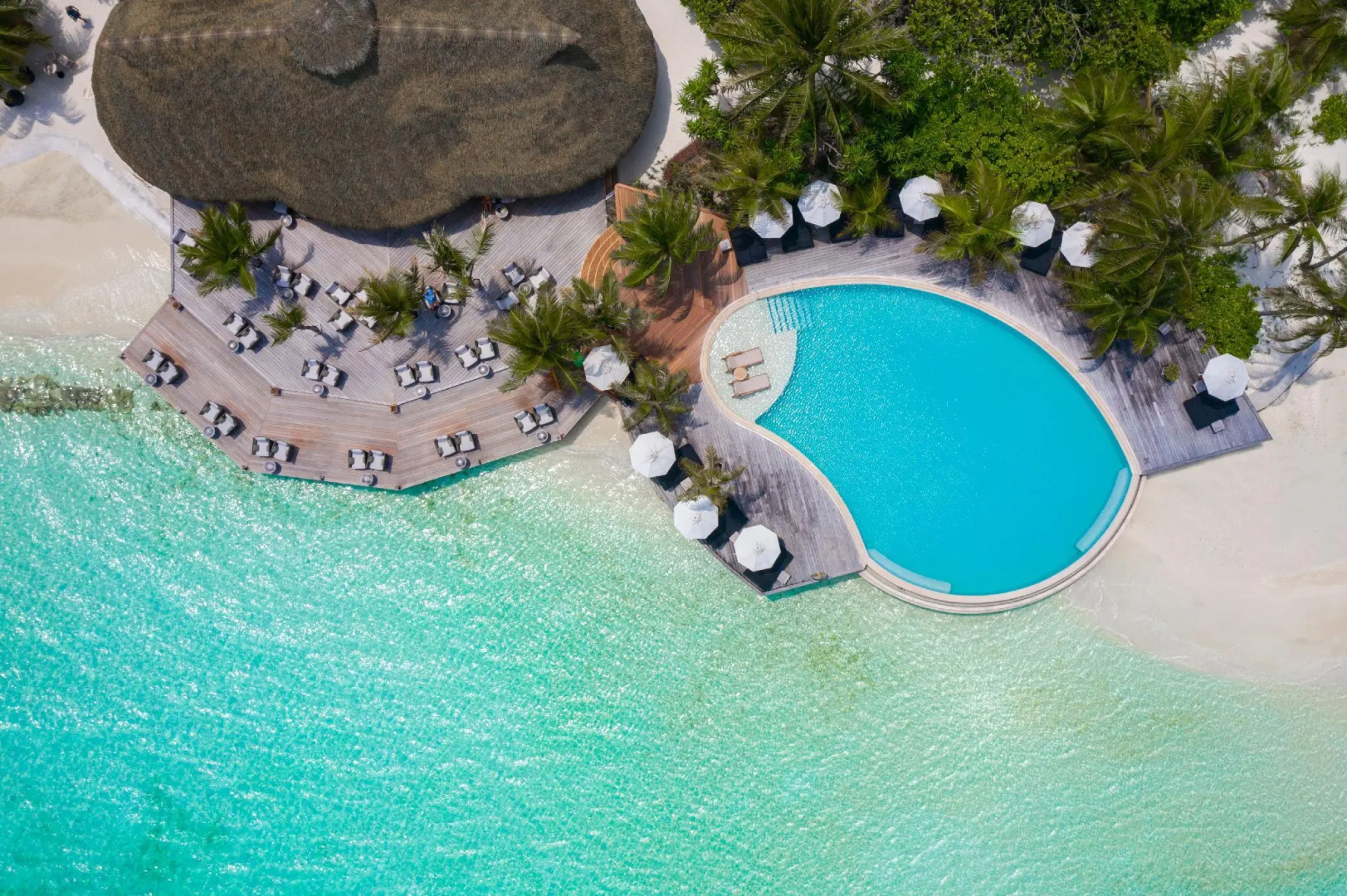 Komandoo Maldives Island Resort