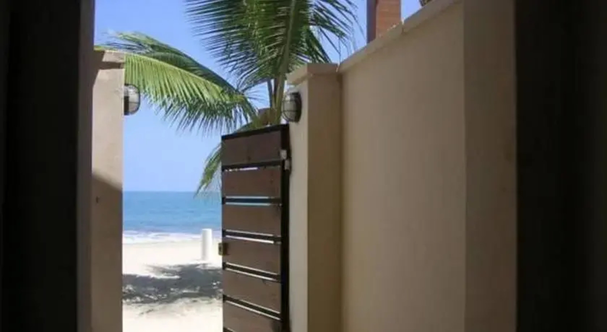 Directly on beach, Best location, Center of town