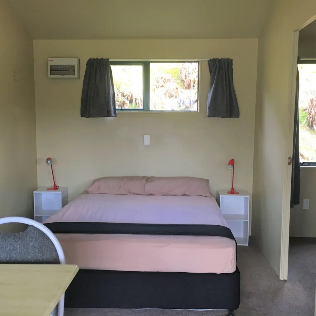 Opal Hot Springs And Holiday Park