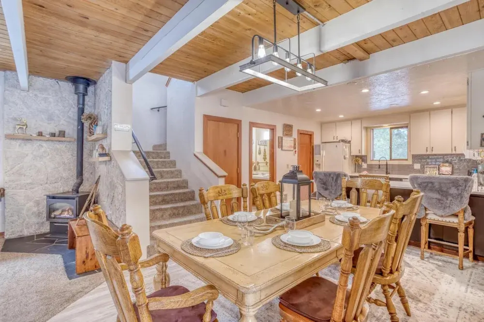 Cedar Cove Lodge