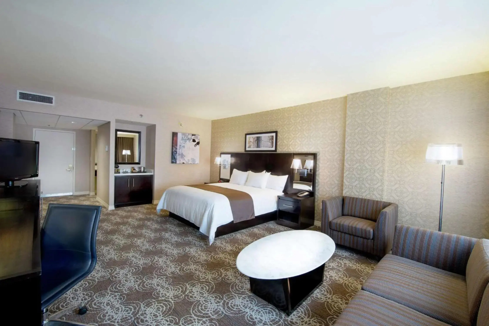DoubleTree by Hilton Hotel Binghamton