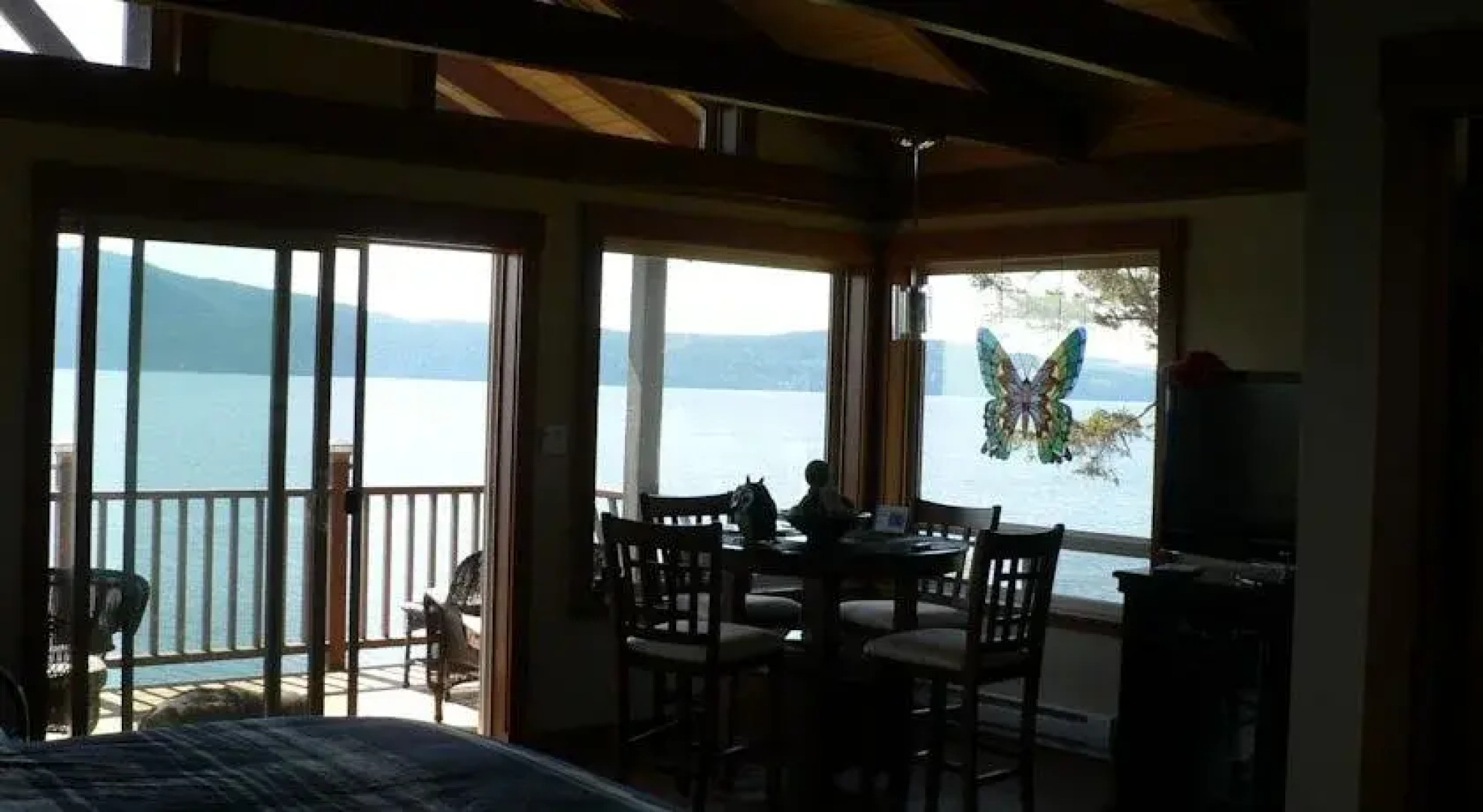 The Getaway Waterfront Cottage