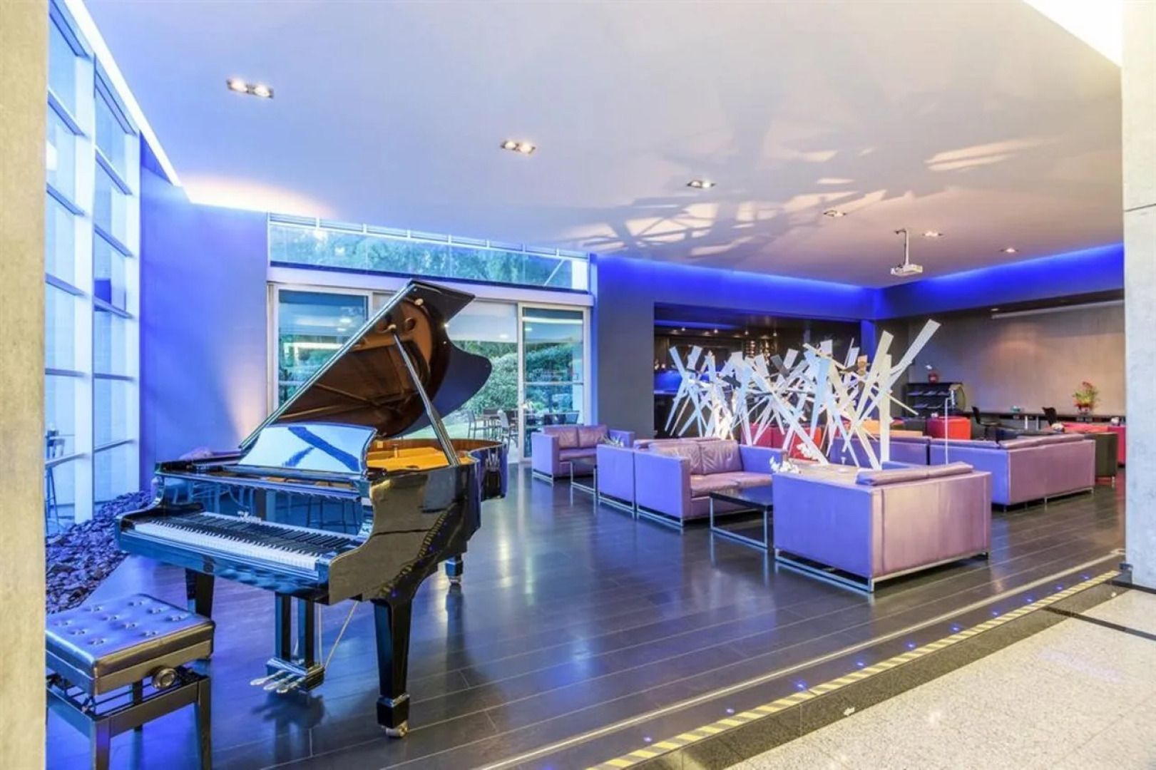 NH Collection Medellín Royal