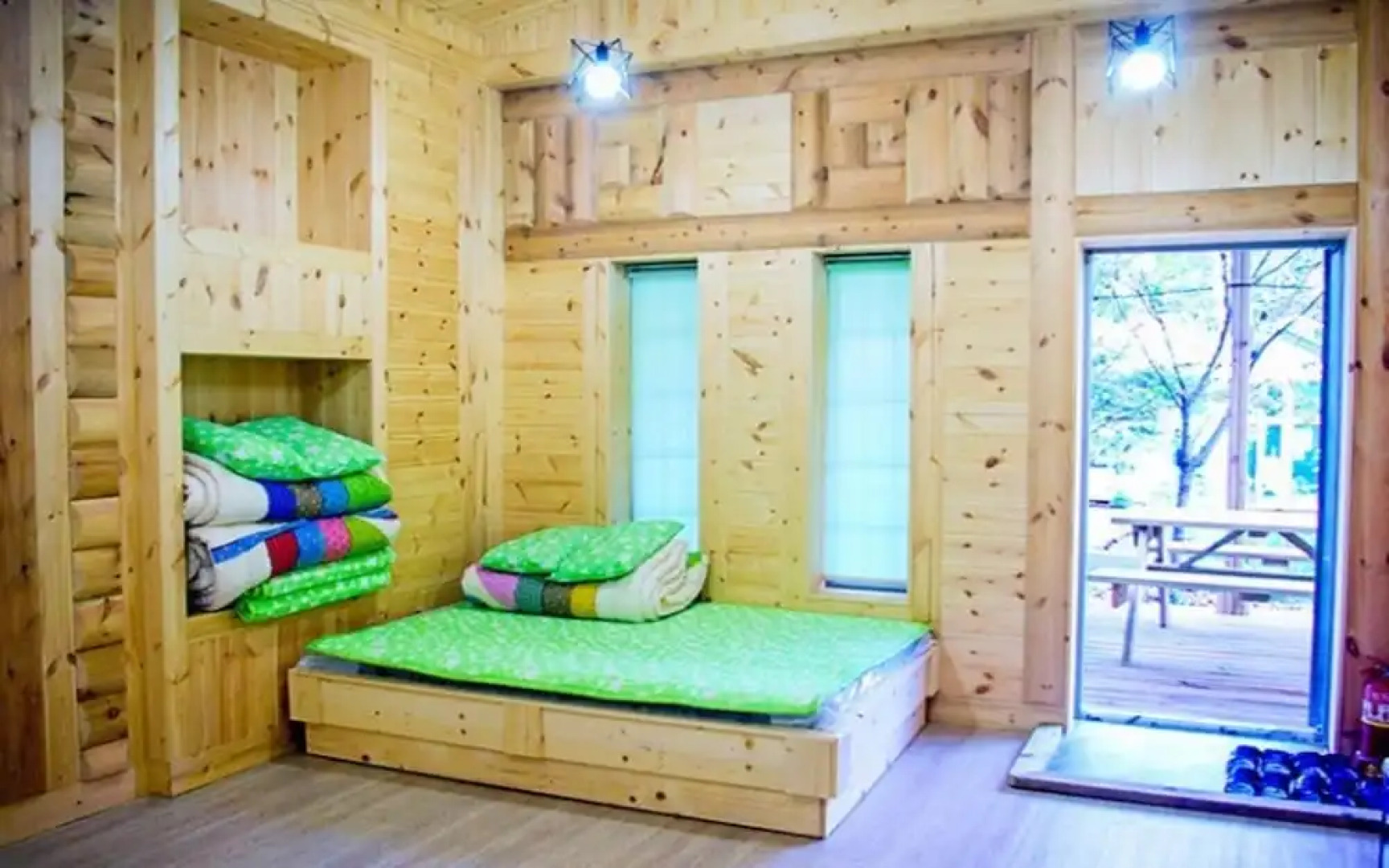 Ulsan (Baenaegol) on the Hill