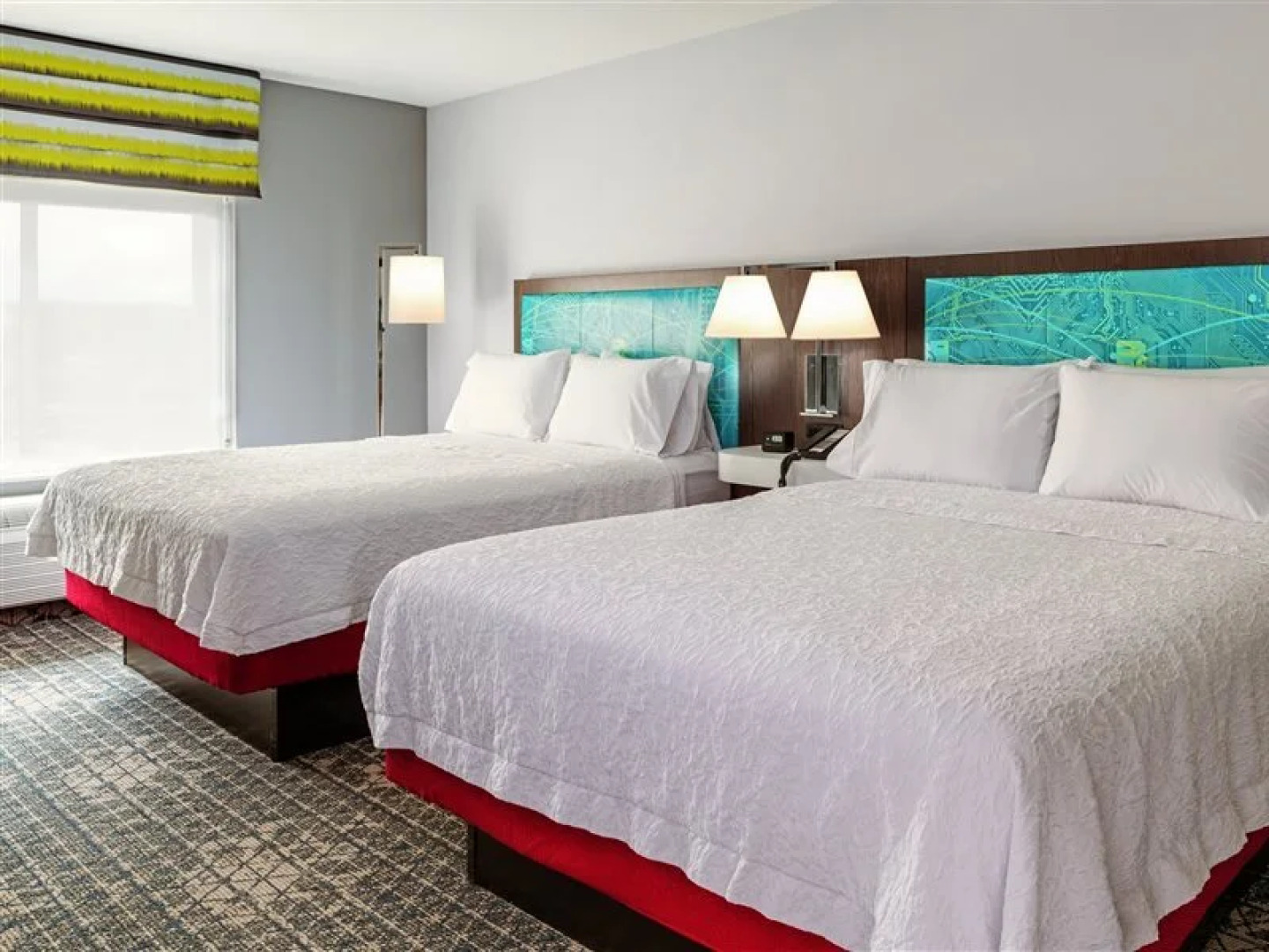 Hampton Inn & Suites Marshfield