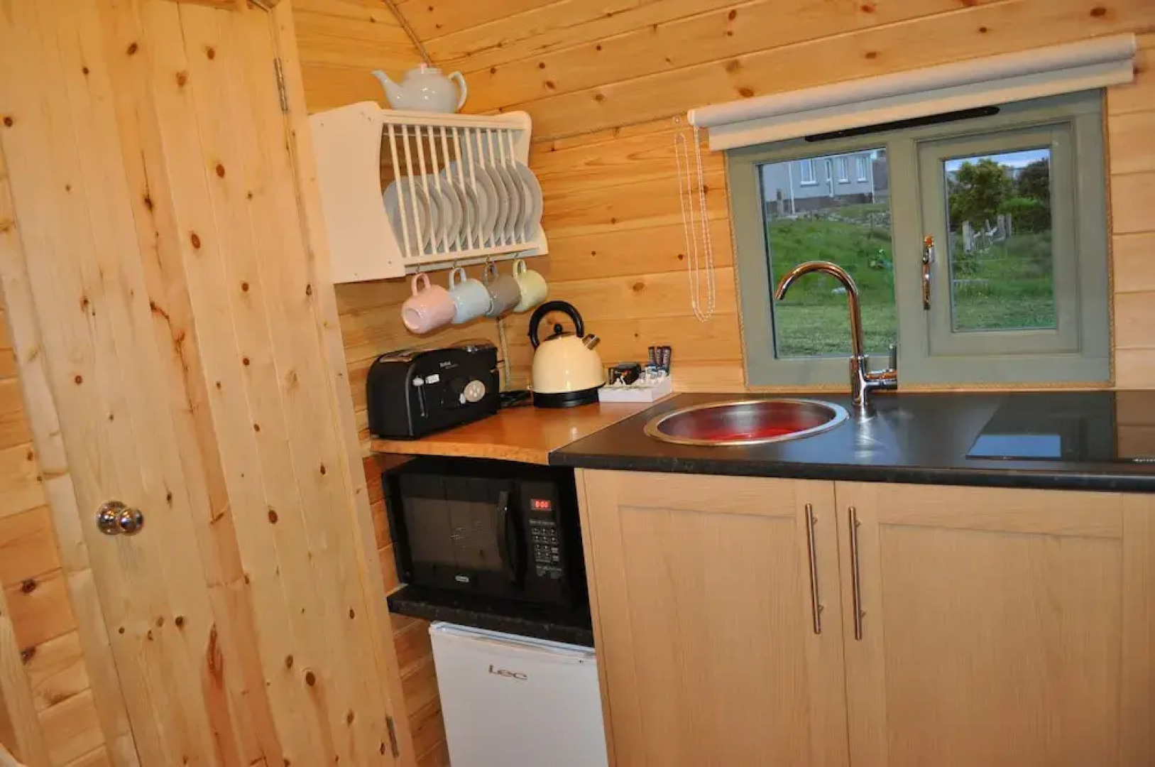 Hebrides Bothy - Glamping