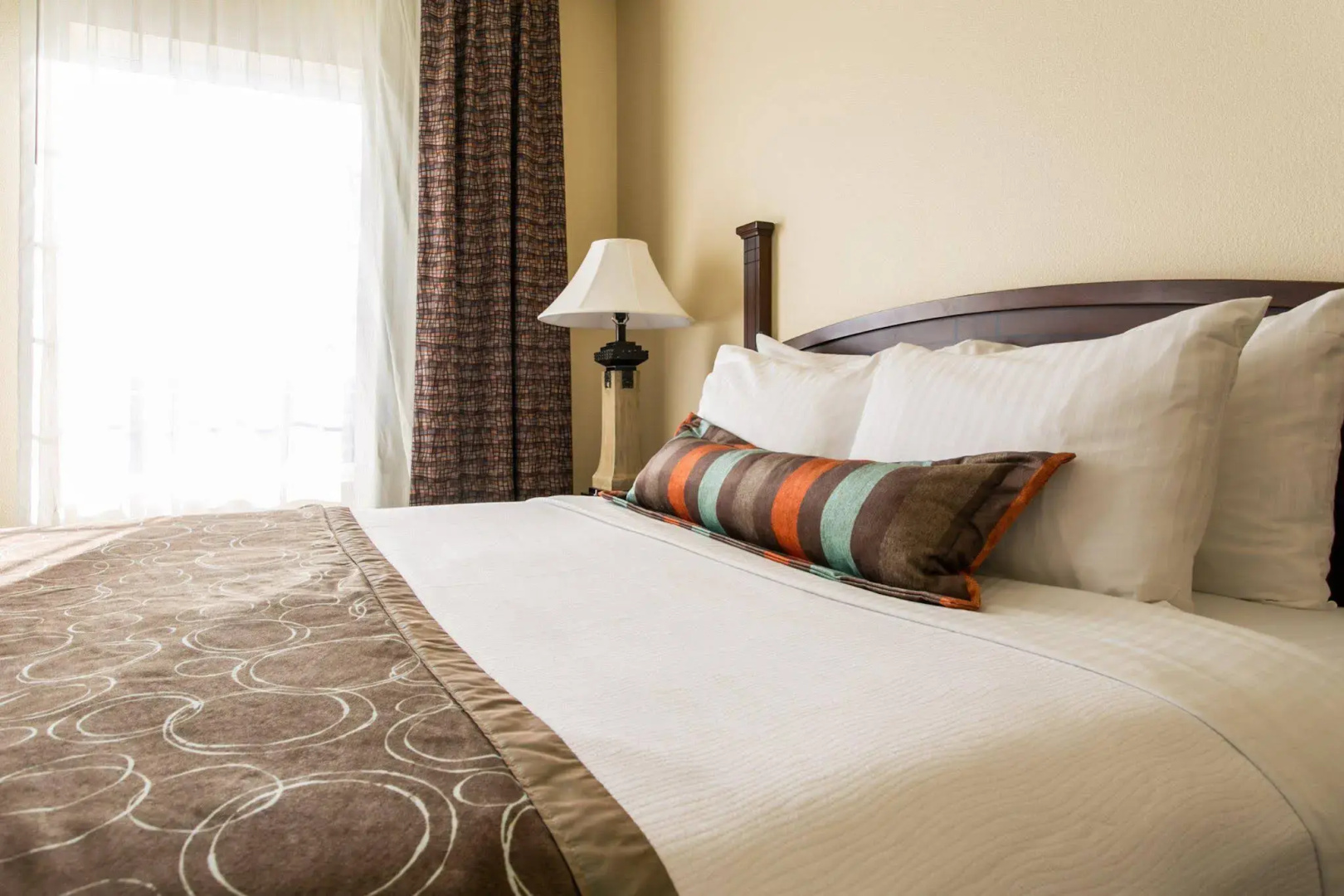 Staybridge Suites Chattanooga at Hamilton Place by IHG