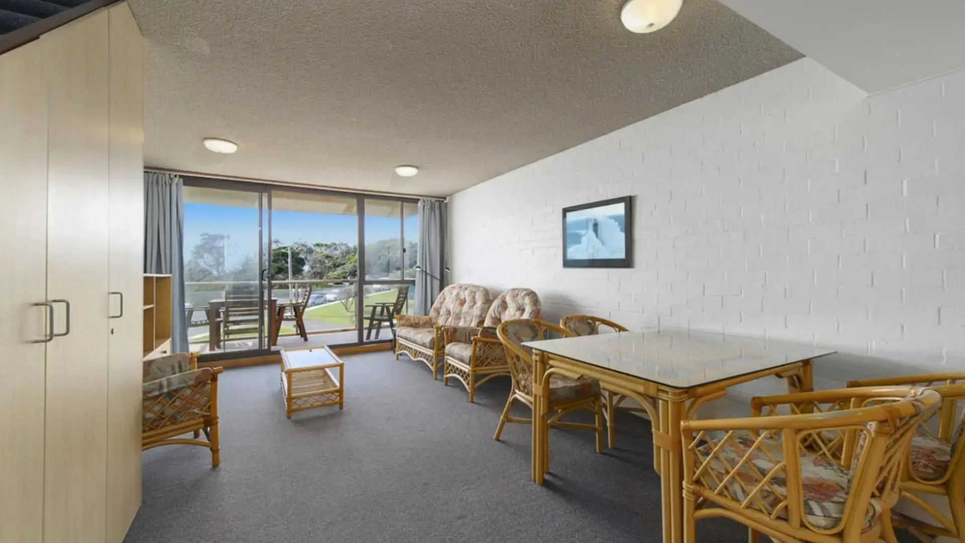 15 Beachpark Apartments