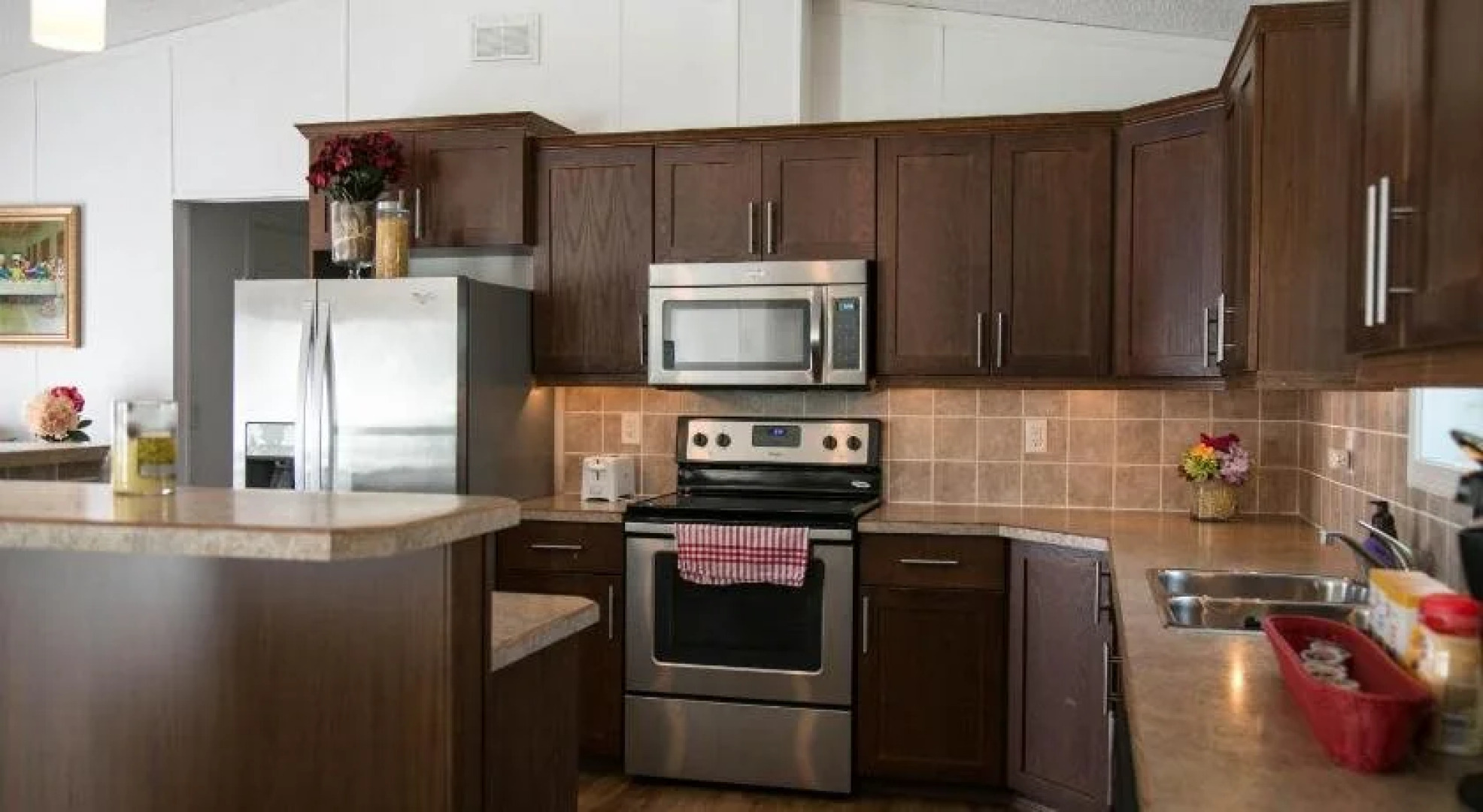 Lou & Francis Guest House