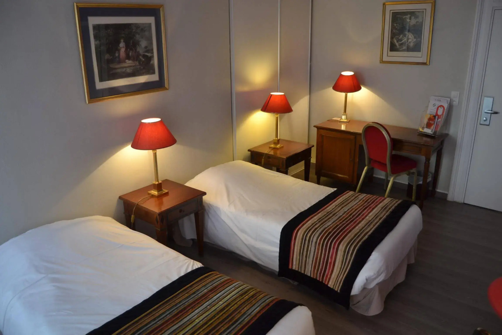 Brit Hotel Les Comtes de Champagne Centre Historique