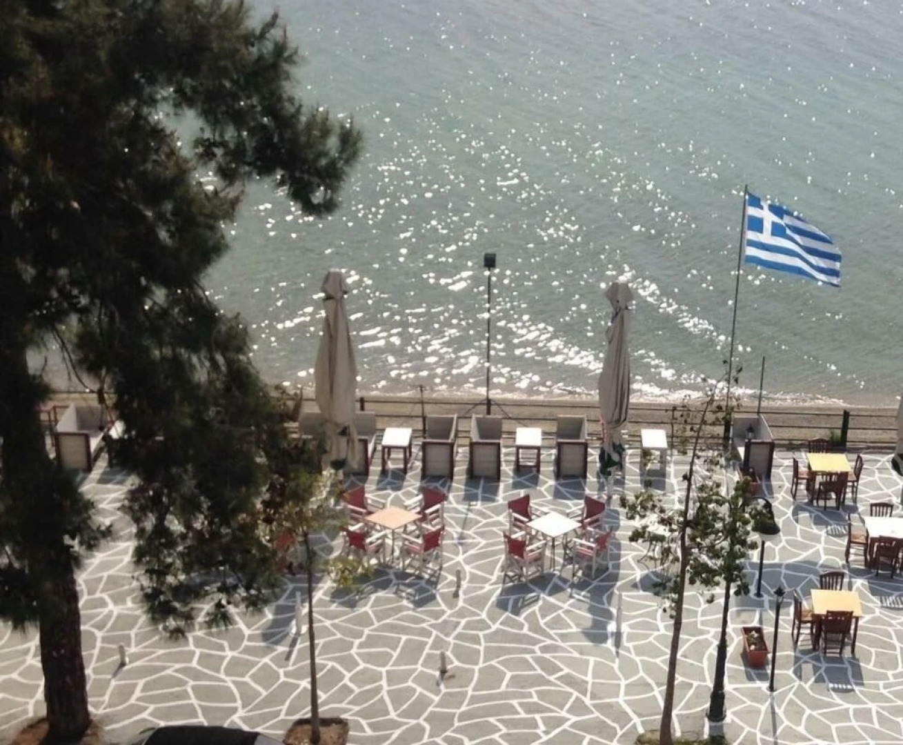 Maravellia Art Hotel