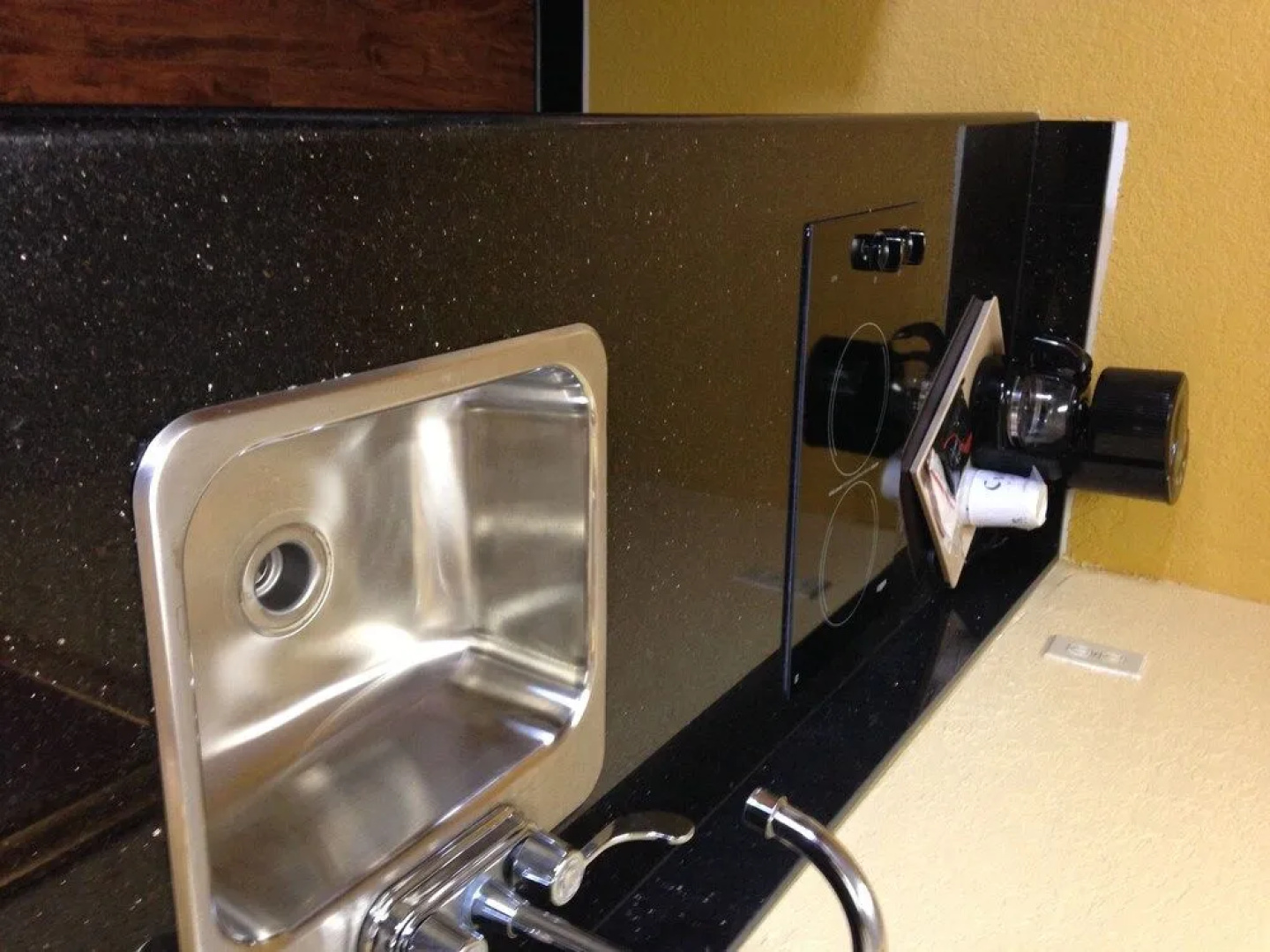 Village Inn Cotulla