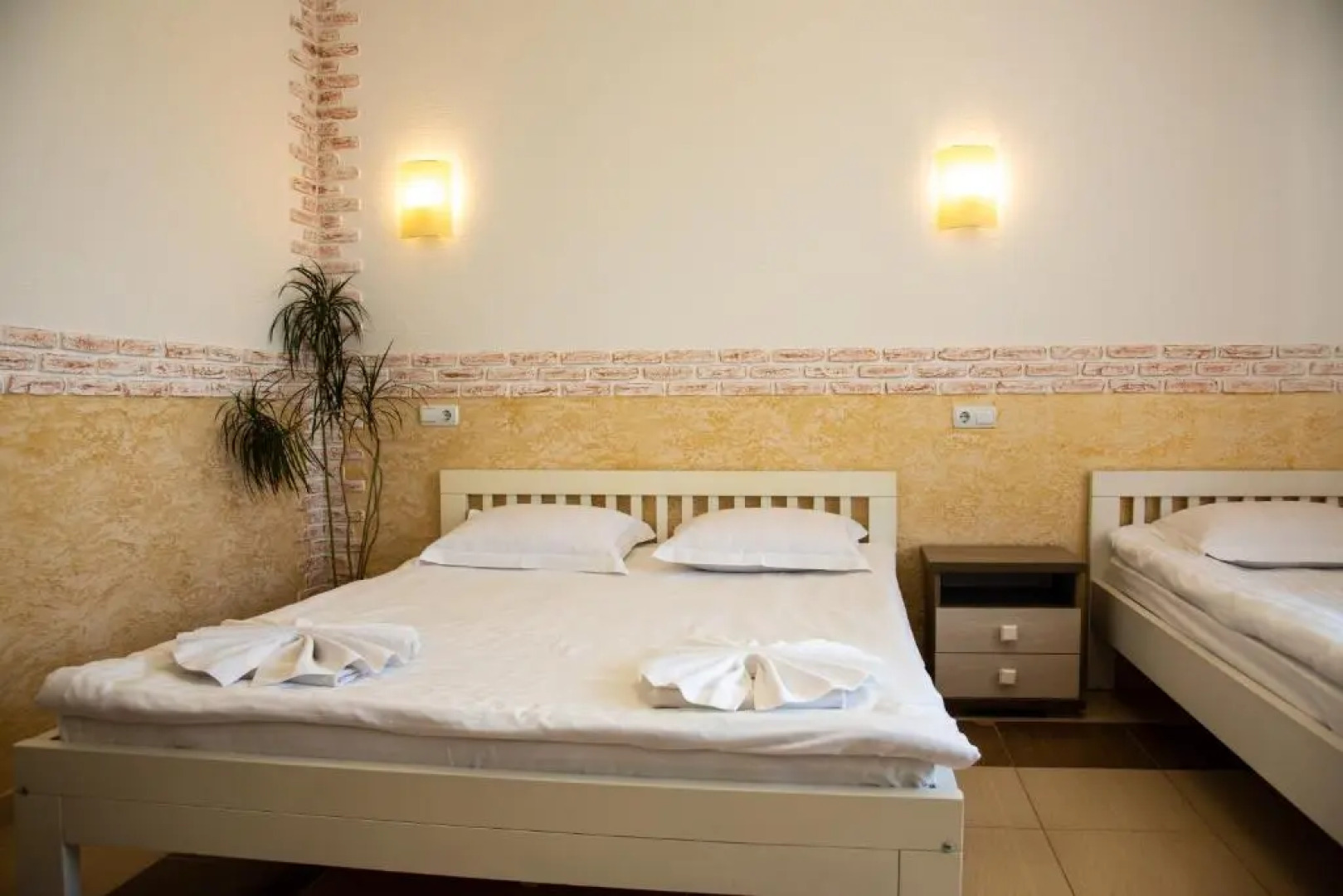 Hotel-Restaurant Complex Trio