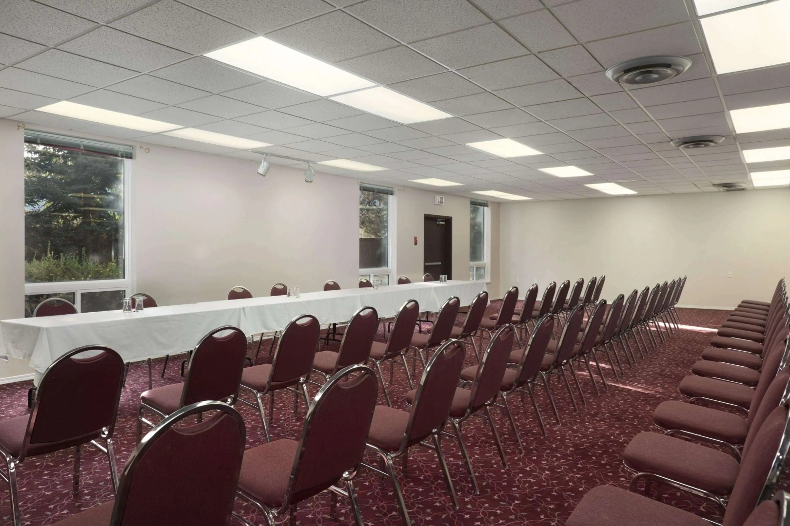 Super 8 by Wyndham West Kelowna BC