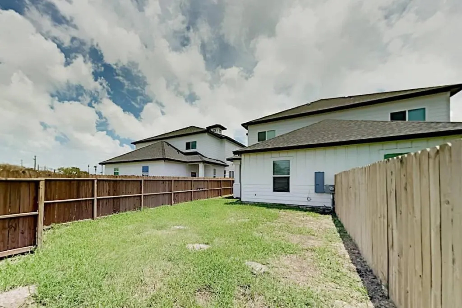 Luxurious Family-friendly Oasis with Laguna Views