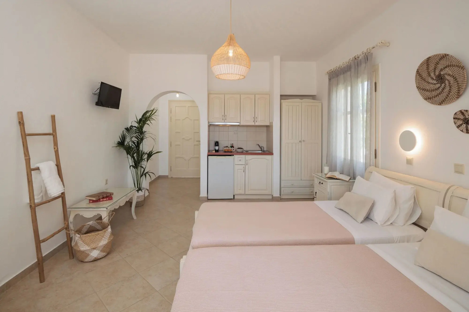 Marias Rooms & Studios