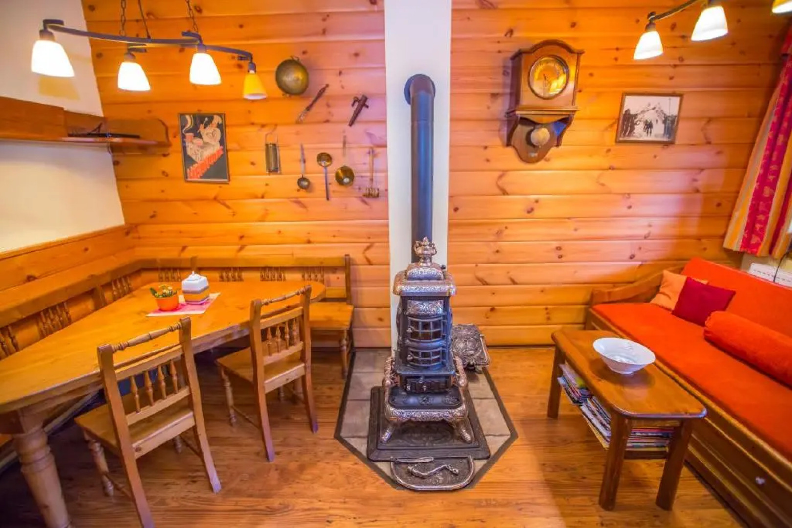 Happy House Apartments