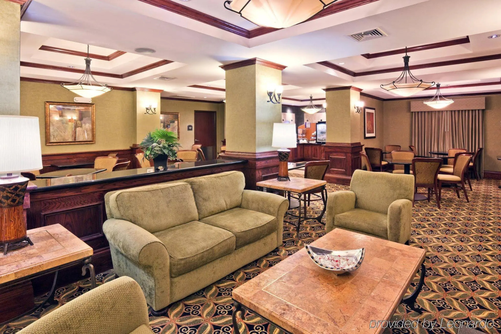 Holiday Inn Express & Suites Shawnee by IHG