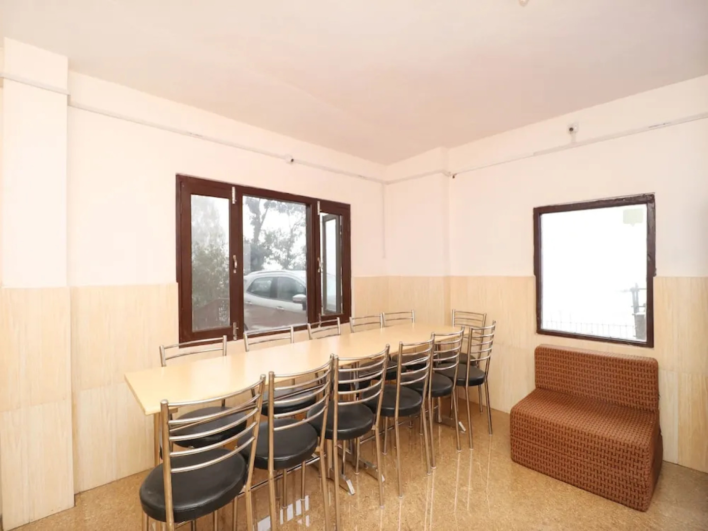 OYO Home 18565 Restful Stay