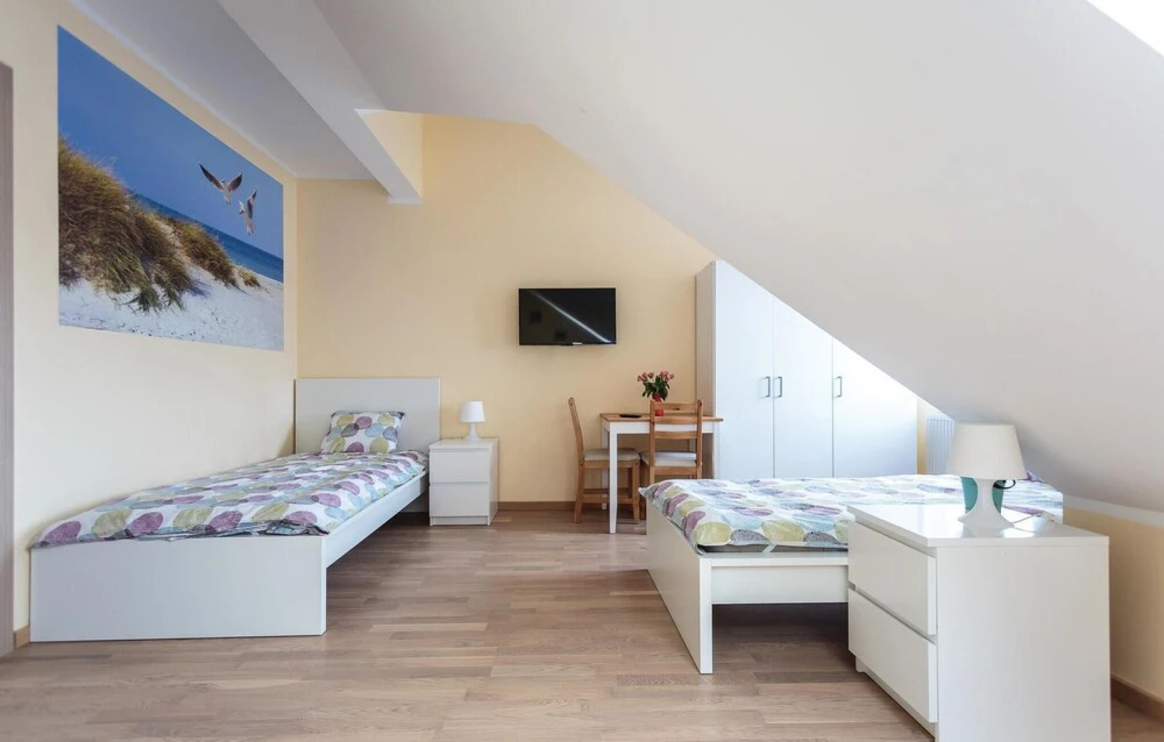 Awesome Home in Mielno With 5 Bedrooms and Wifi