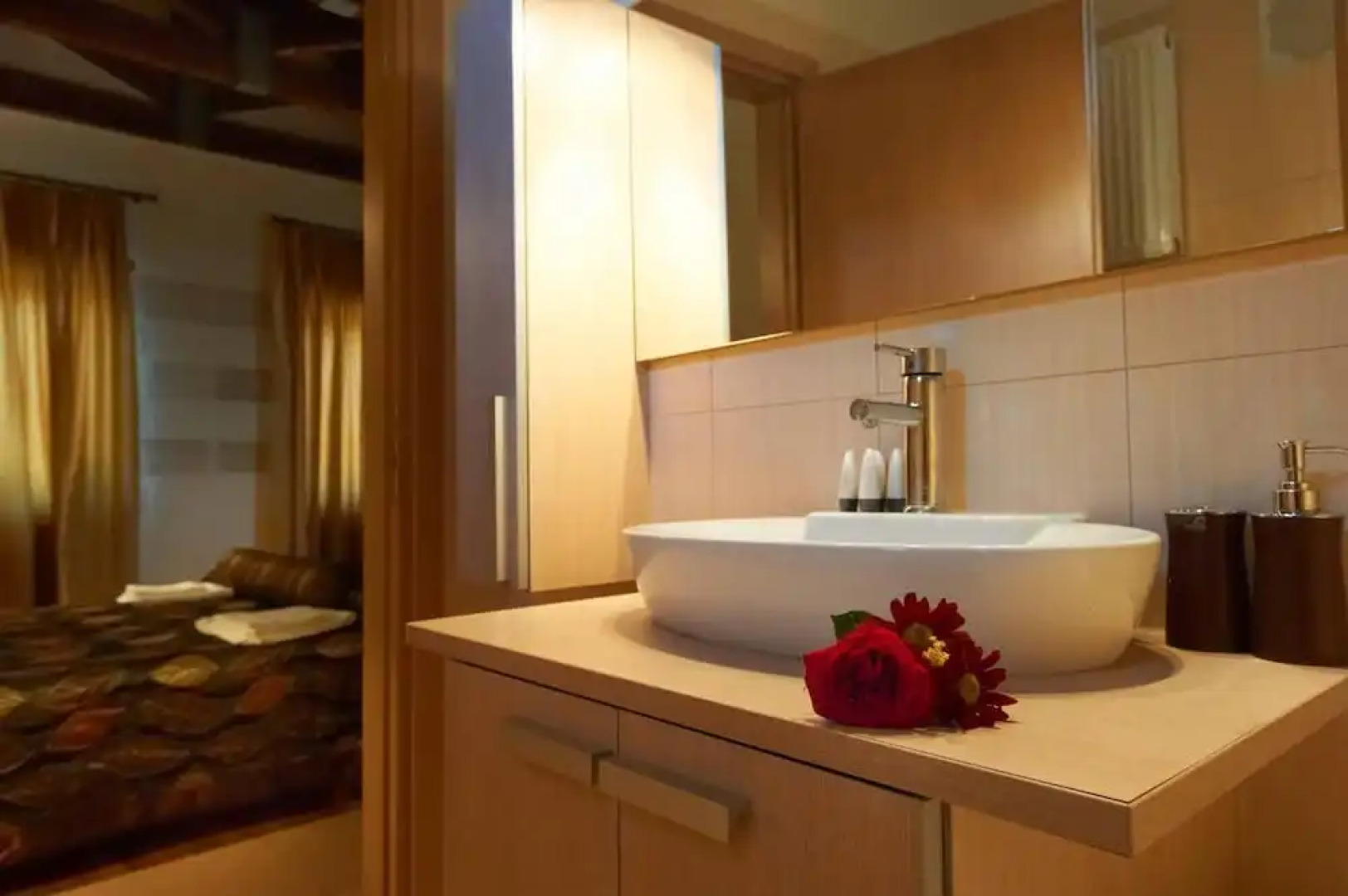 Argo Maisonettes & Suites