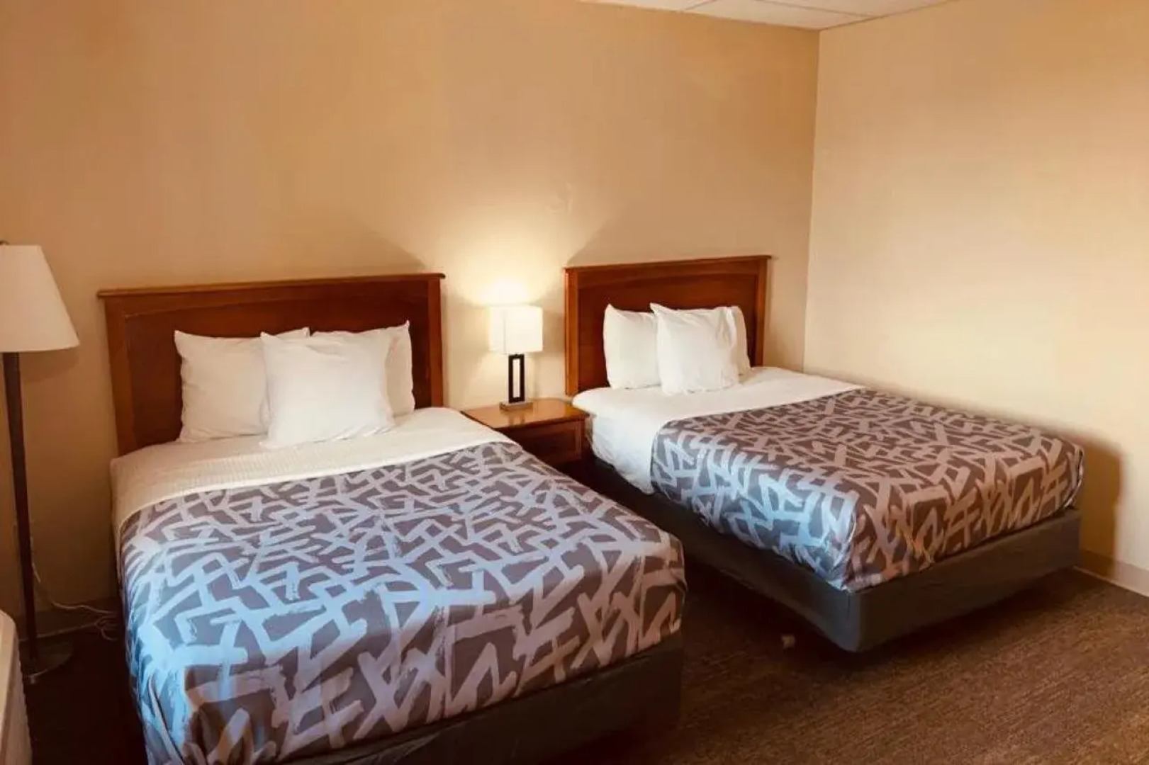 Days Inn by Wyndham Wheatland