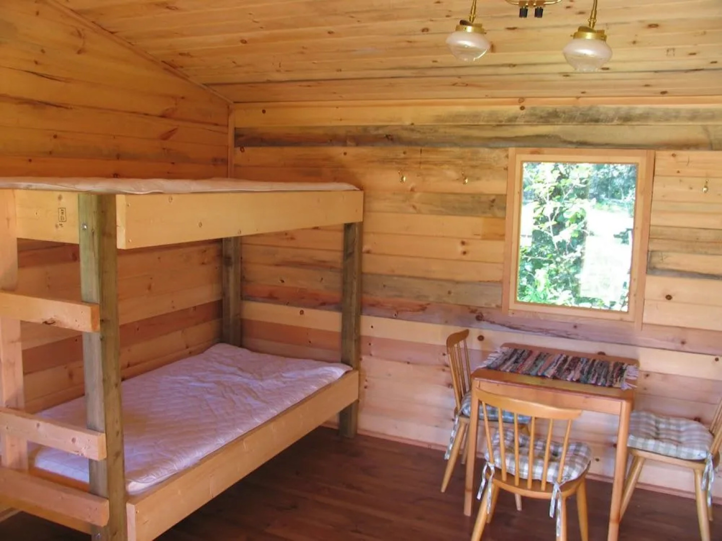 Fort Wells Gray Rustic Cabins Hostel