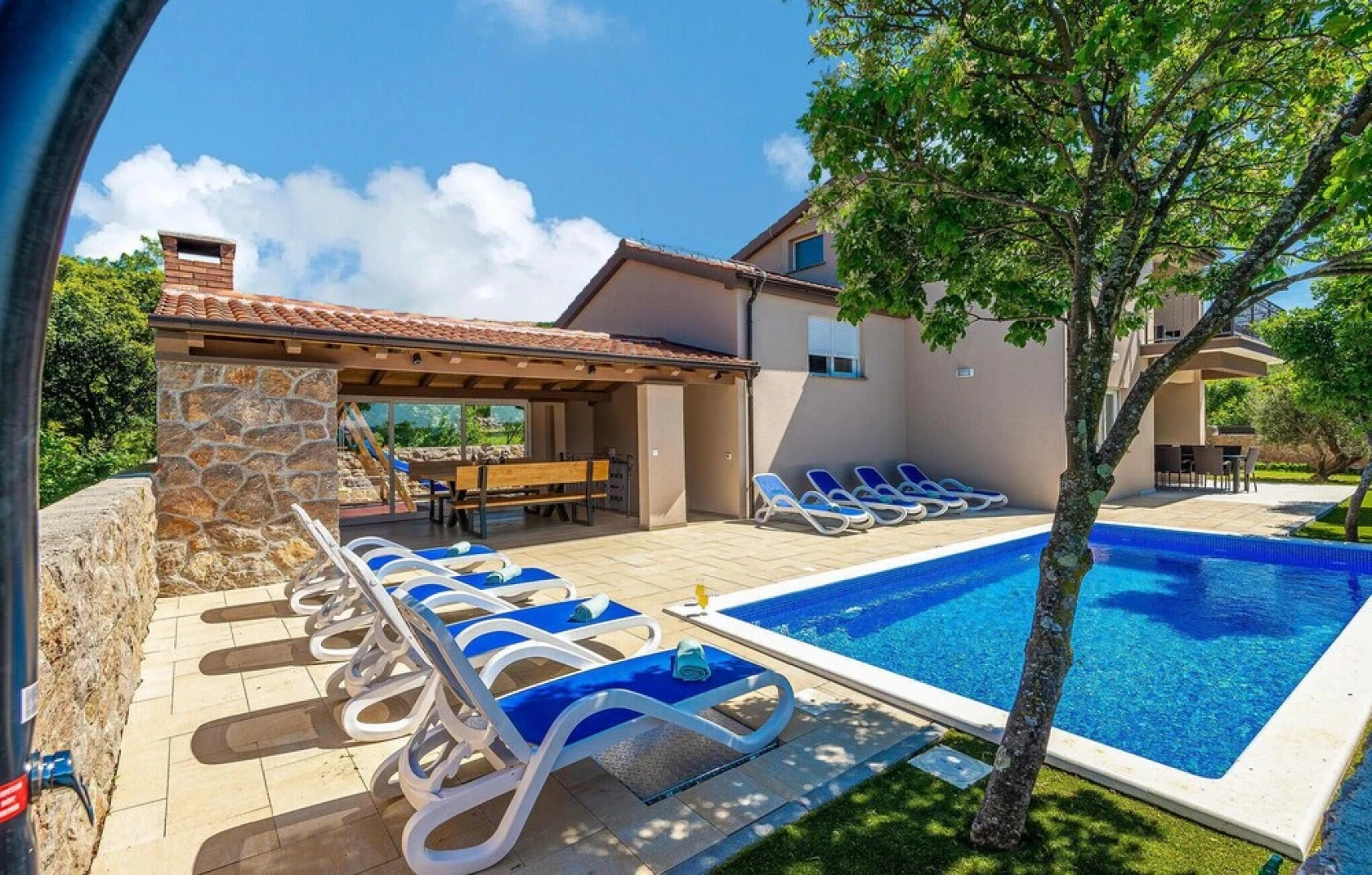 Nice Home in Rovanjska With 4 Bedrooms, Wifi and Outdoor Swimming Pool