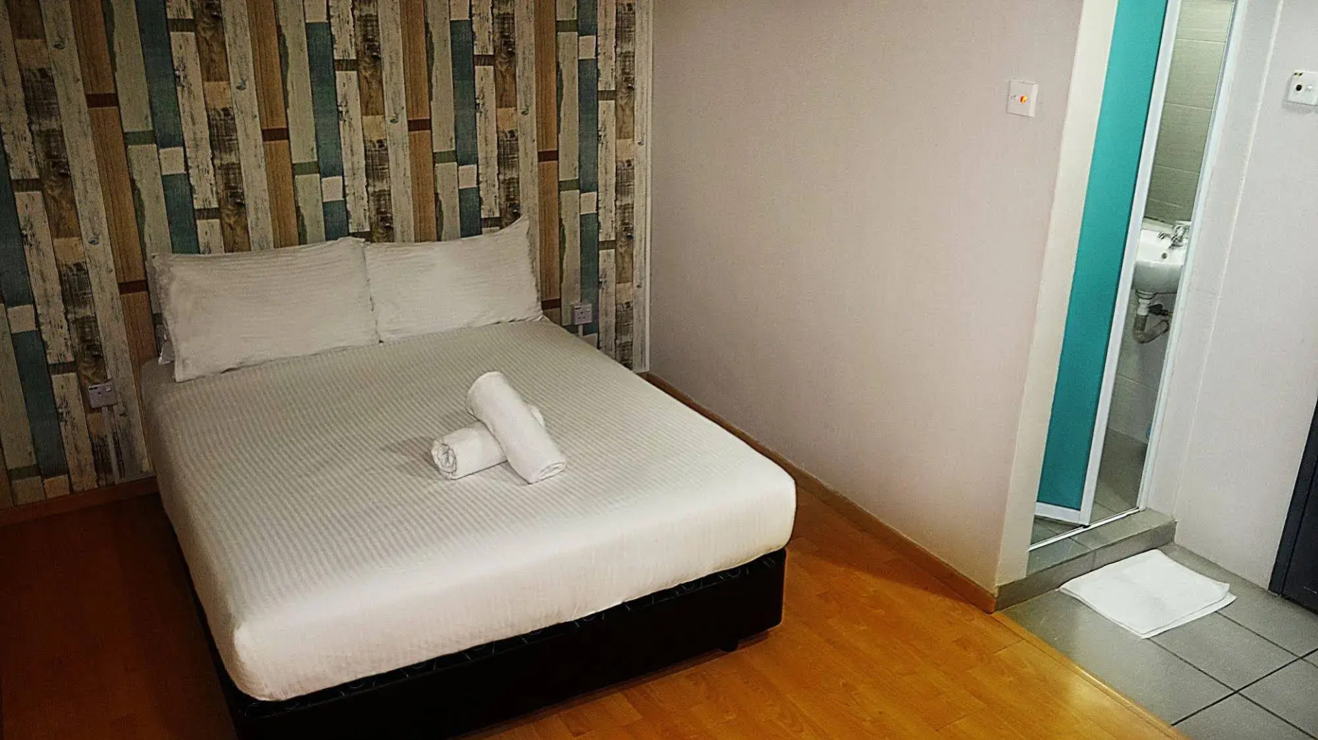 Smile Hotel Selayang Point